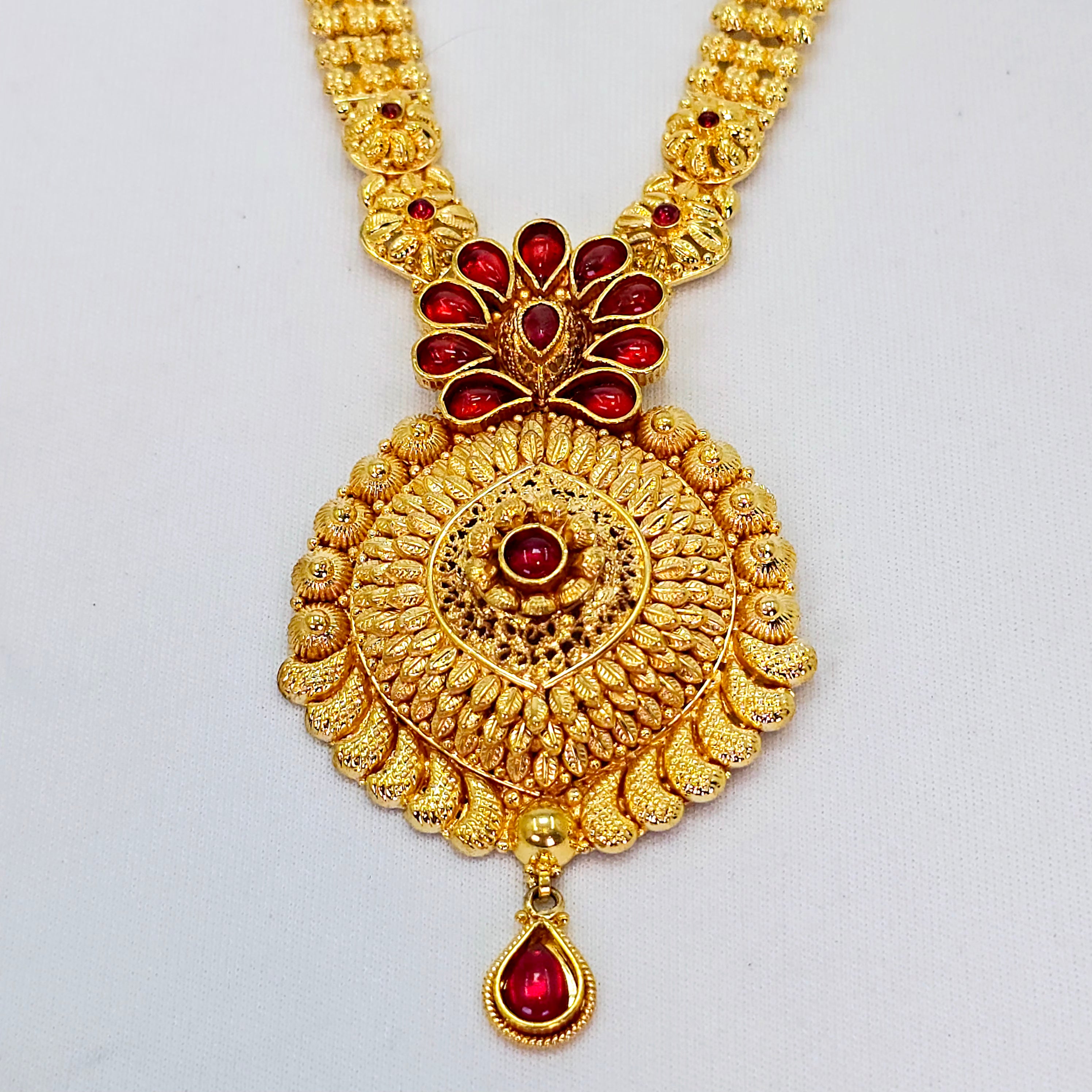 The Tanrika Antique Goldforming Long Necklace