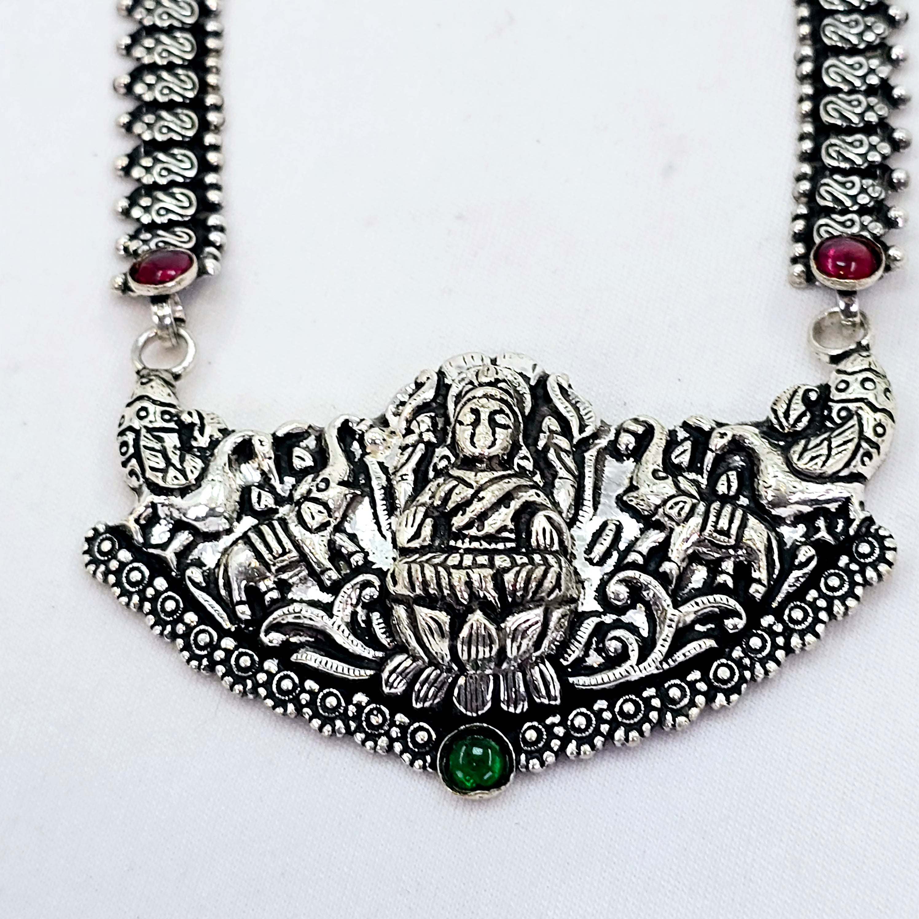 The Soraya Oxidized Long Necklace