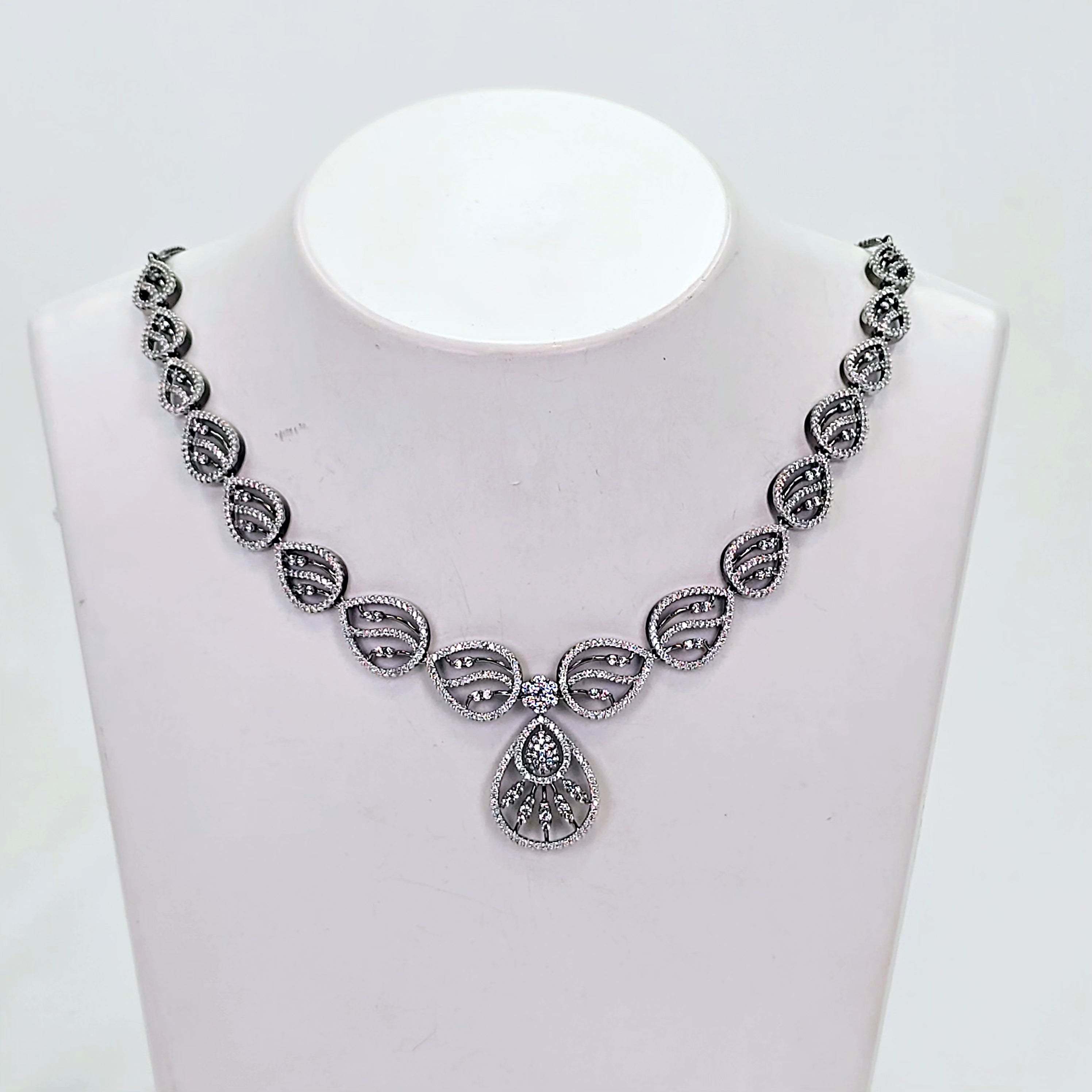 The Shyla Blackgold A.D Necklace
