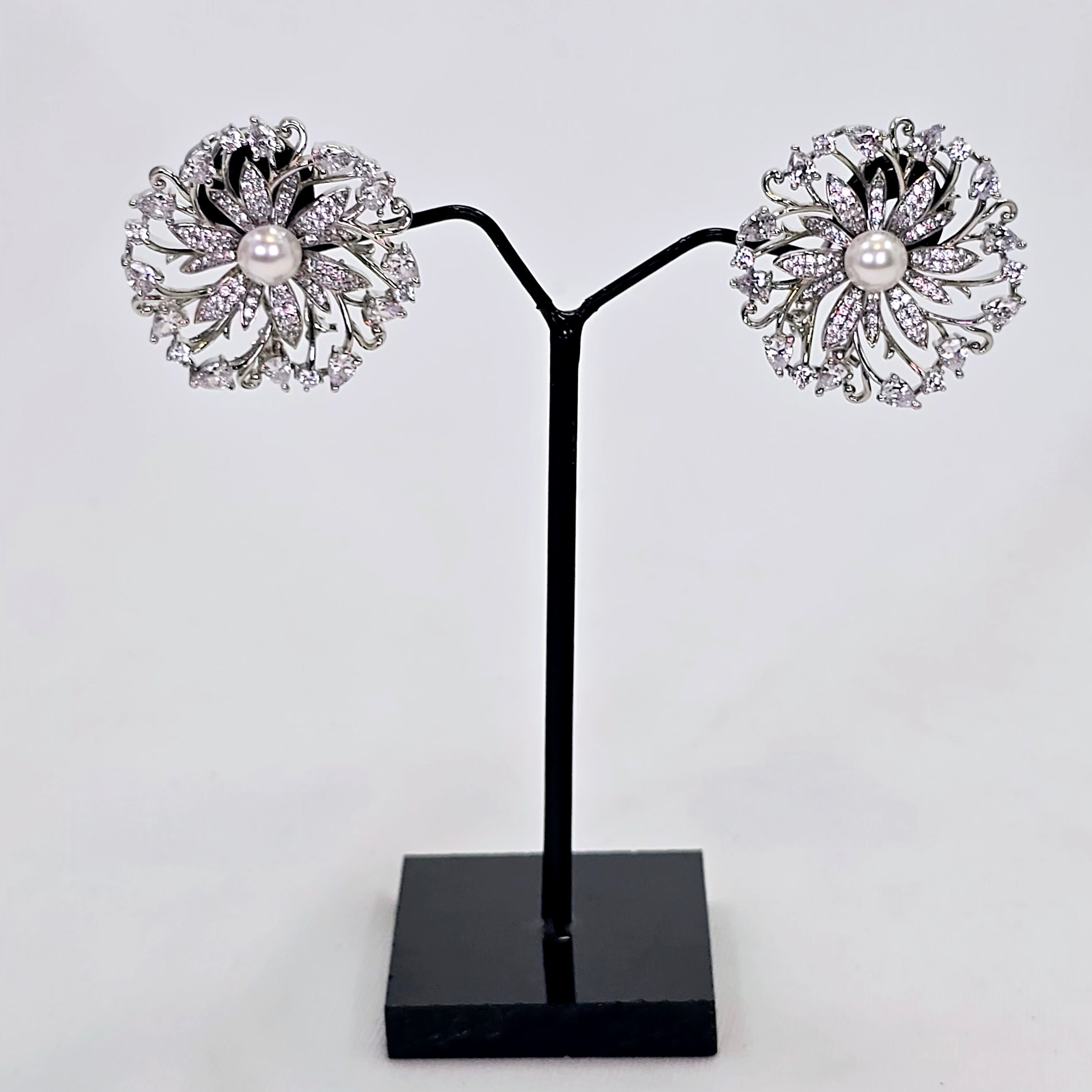 The Zaria Whitegold A.D Earring