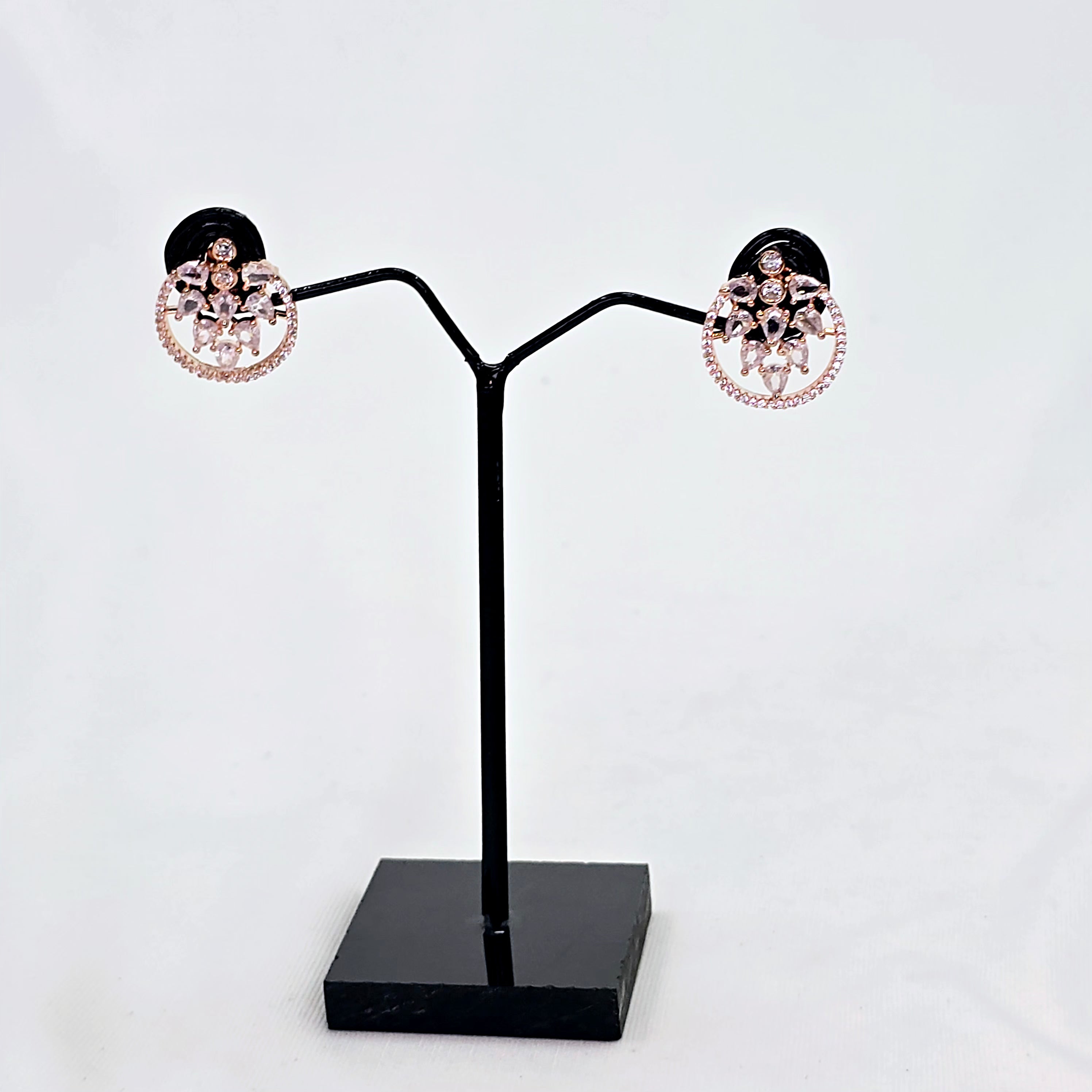 The Livy Rosegold A.D Earring