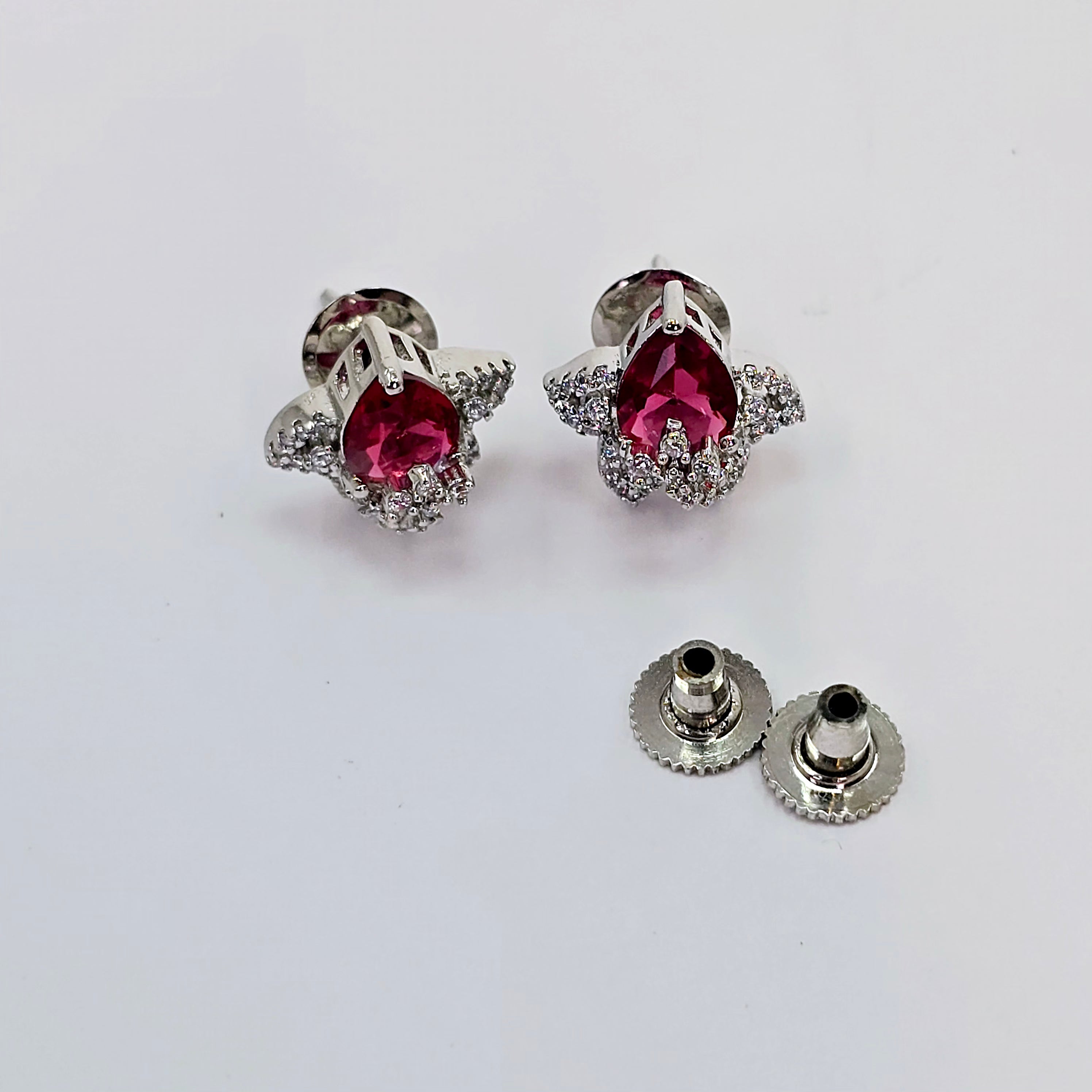 The Damia Whitegold A.D Pendant Earring