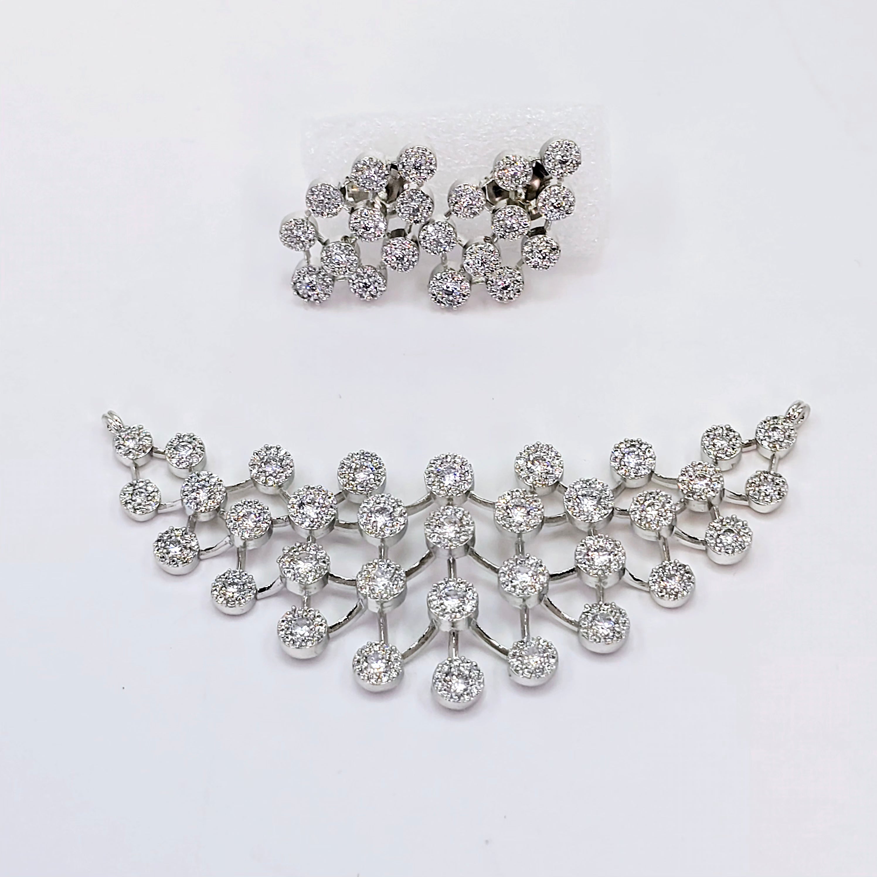 The Dalary Whitegold A.D Pendant Earring (M.S)