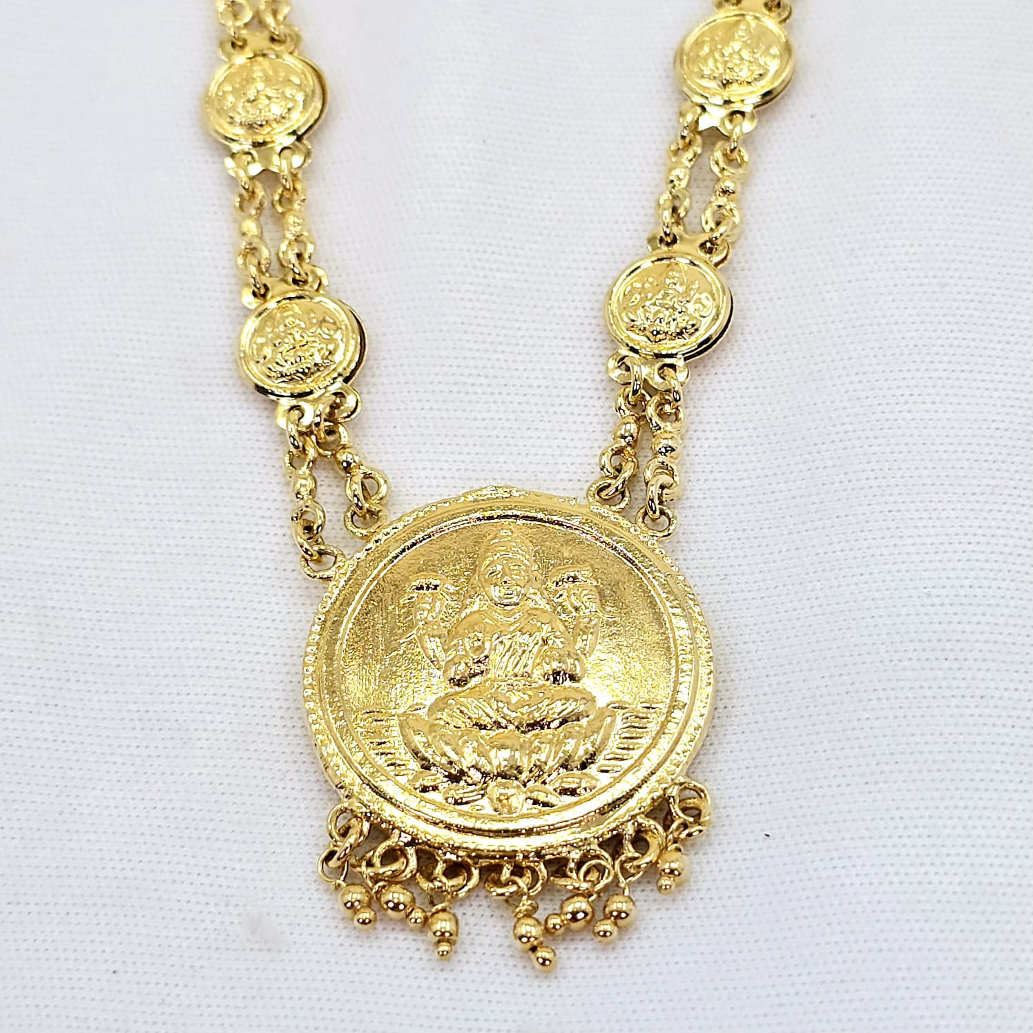The Mohini Goldforming Long Laxmihaar