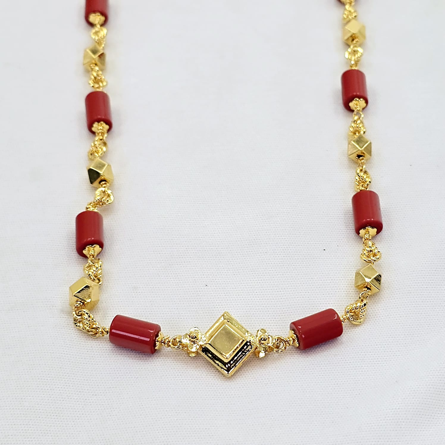 The Iravati Goldforming Long Necklace