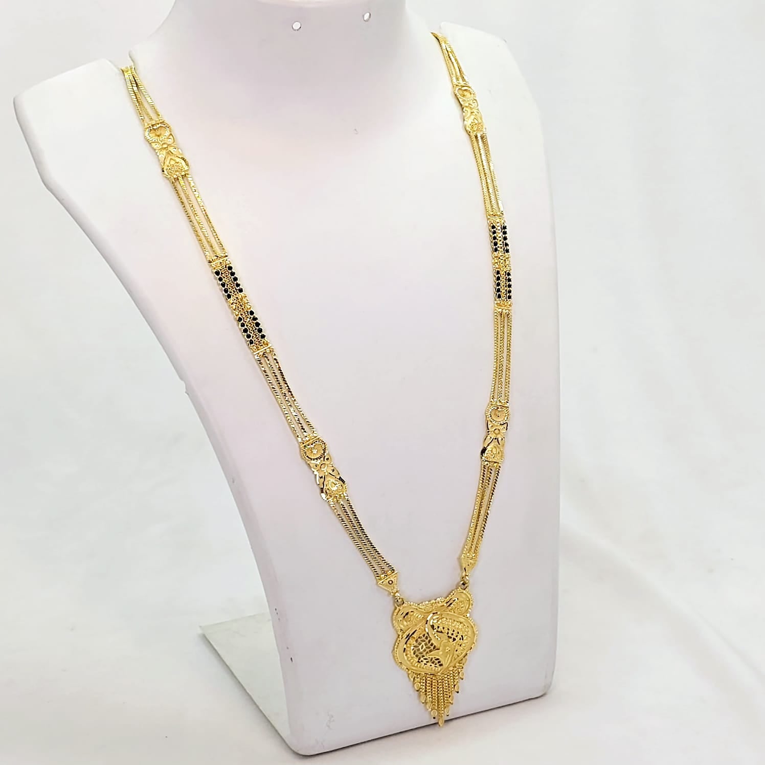 The Anvita Goldforming Mangalsutra