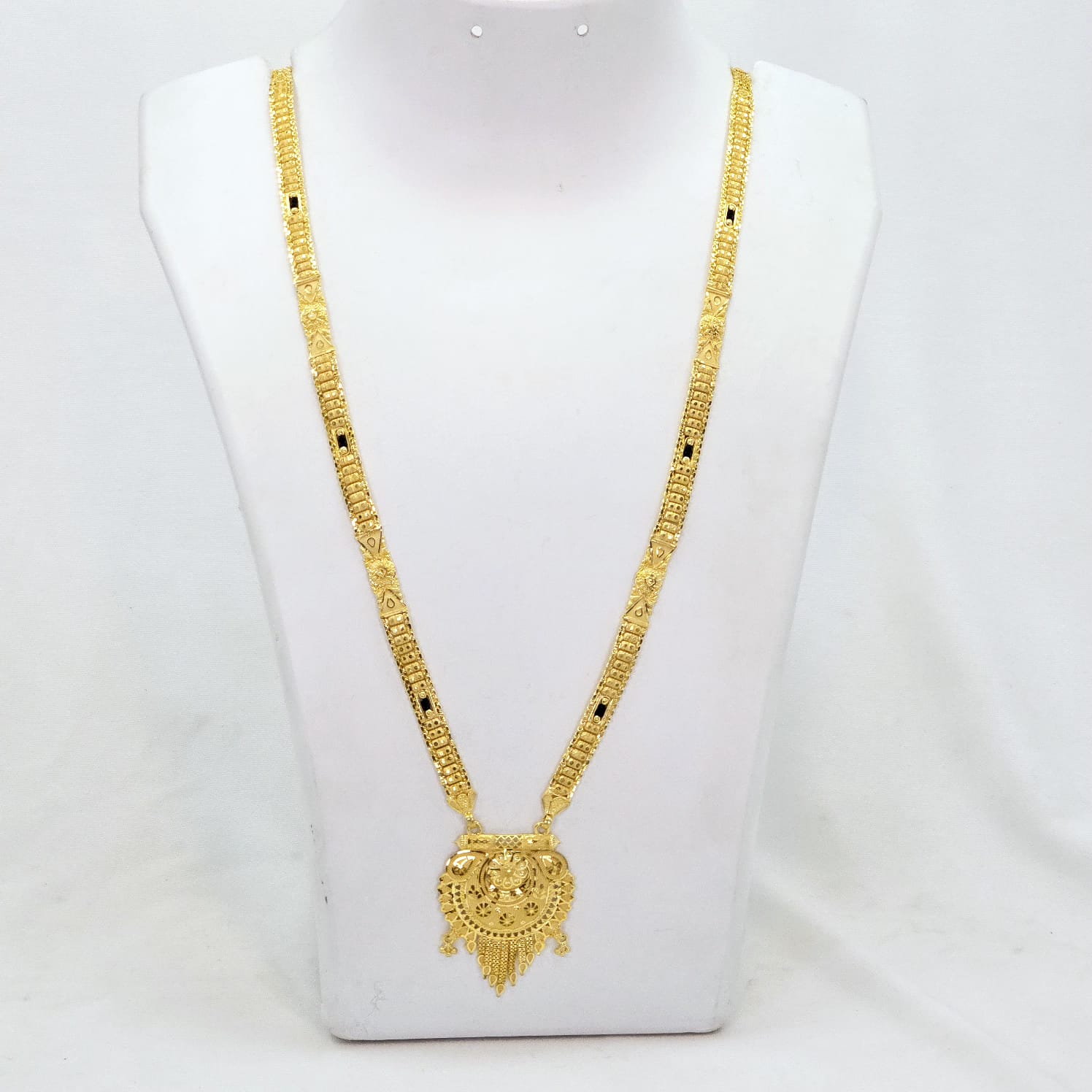 The Ojal Goldforming Mangalsutra