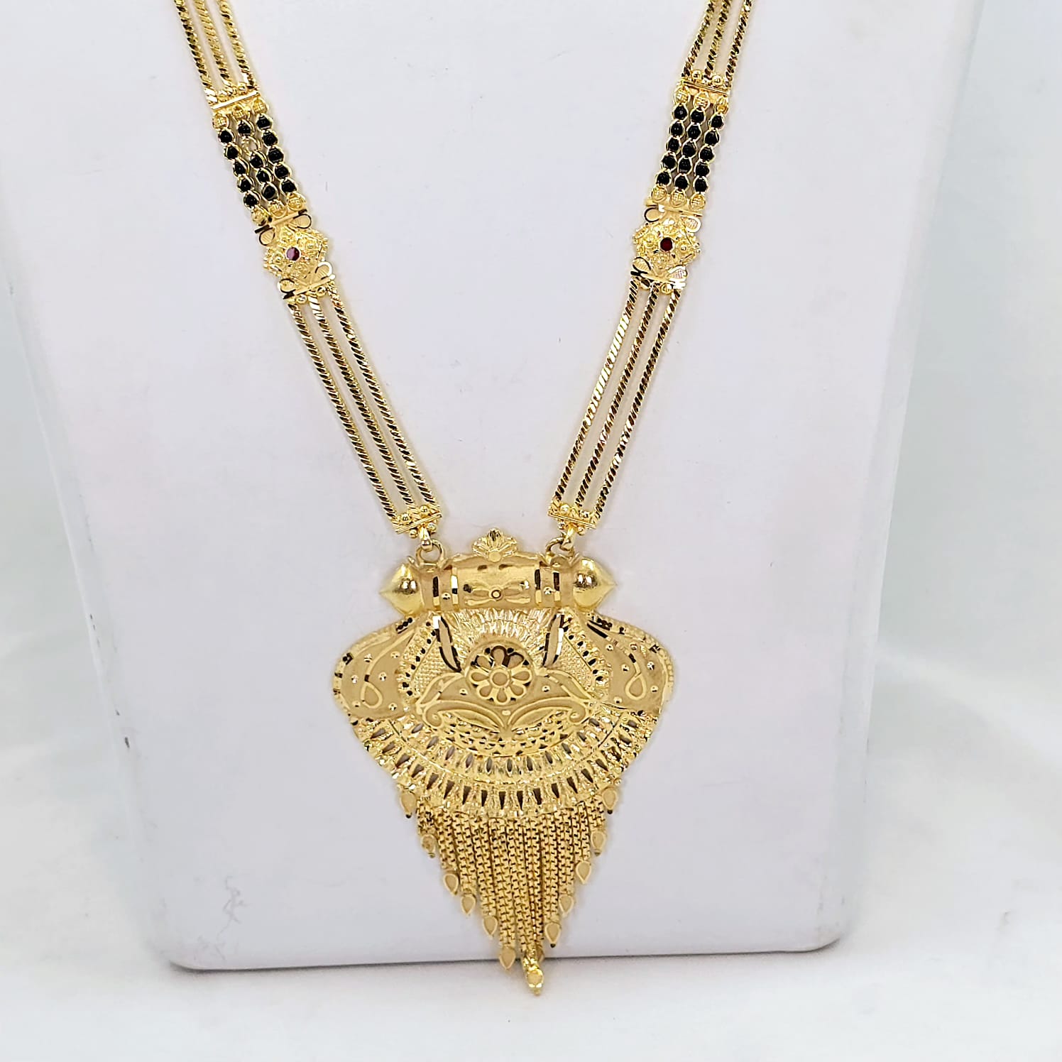 The Malati Goldforming Mangalsutra