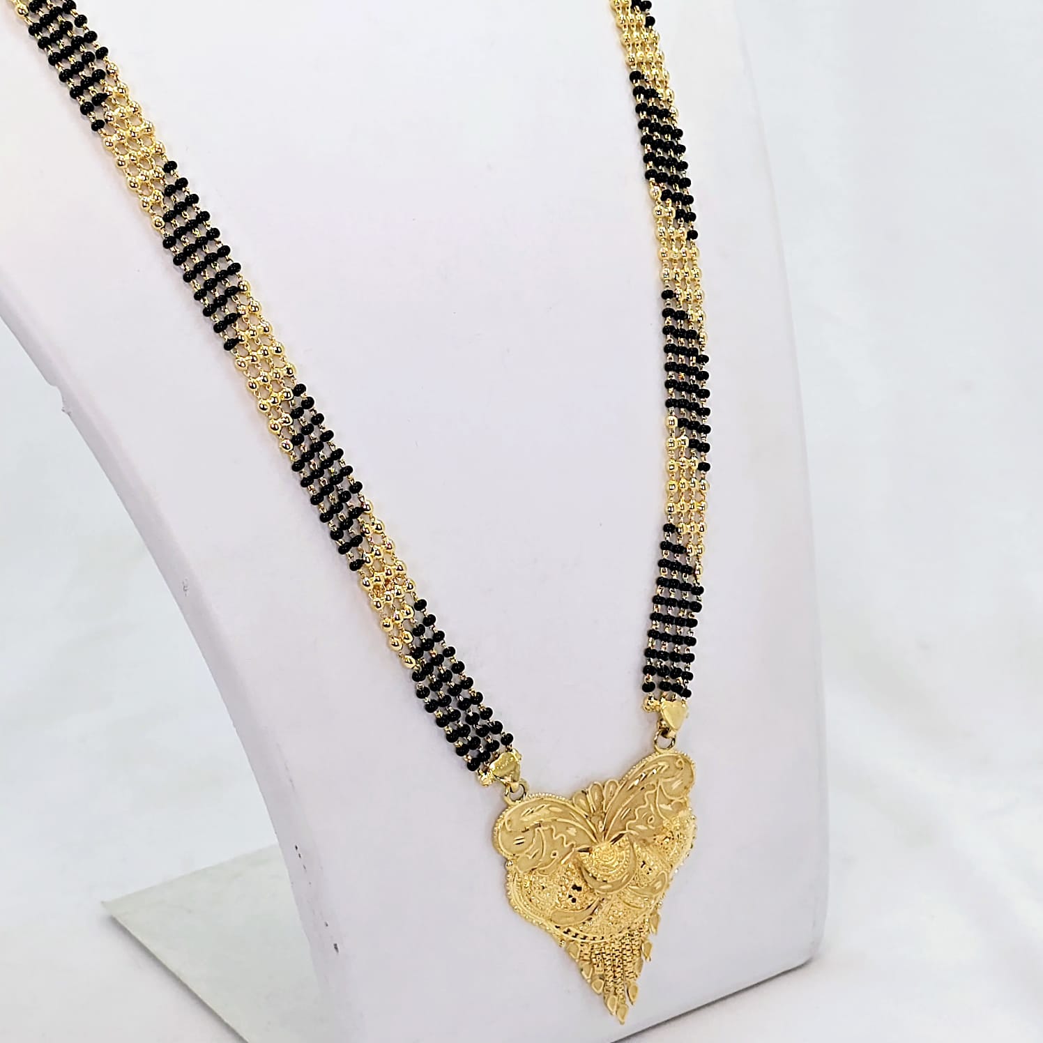 The Harsha Goldforming Mangalsutra