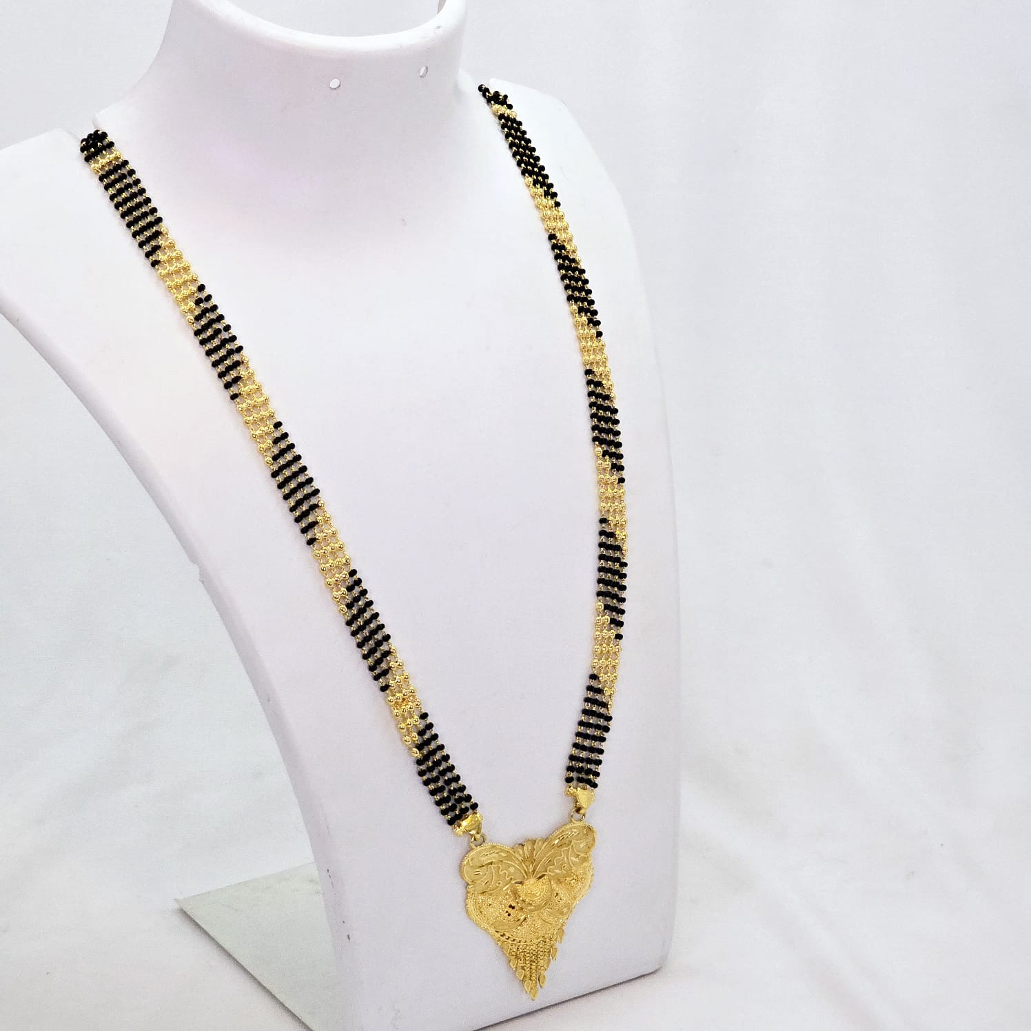 The Harsha Goldforming Mangalsutra