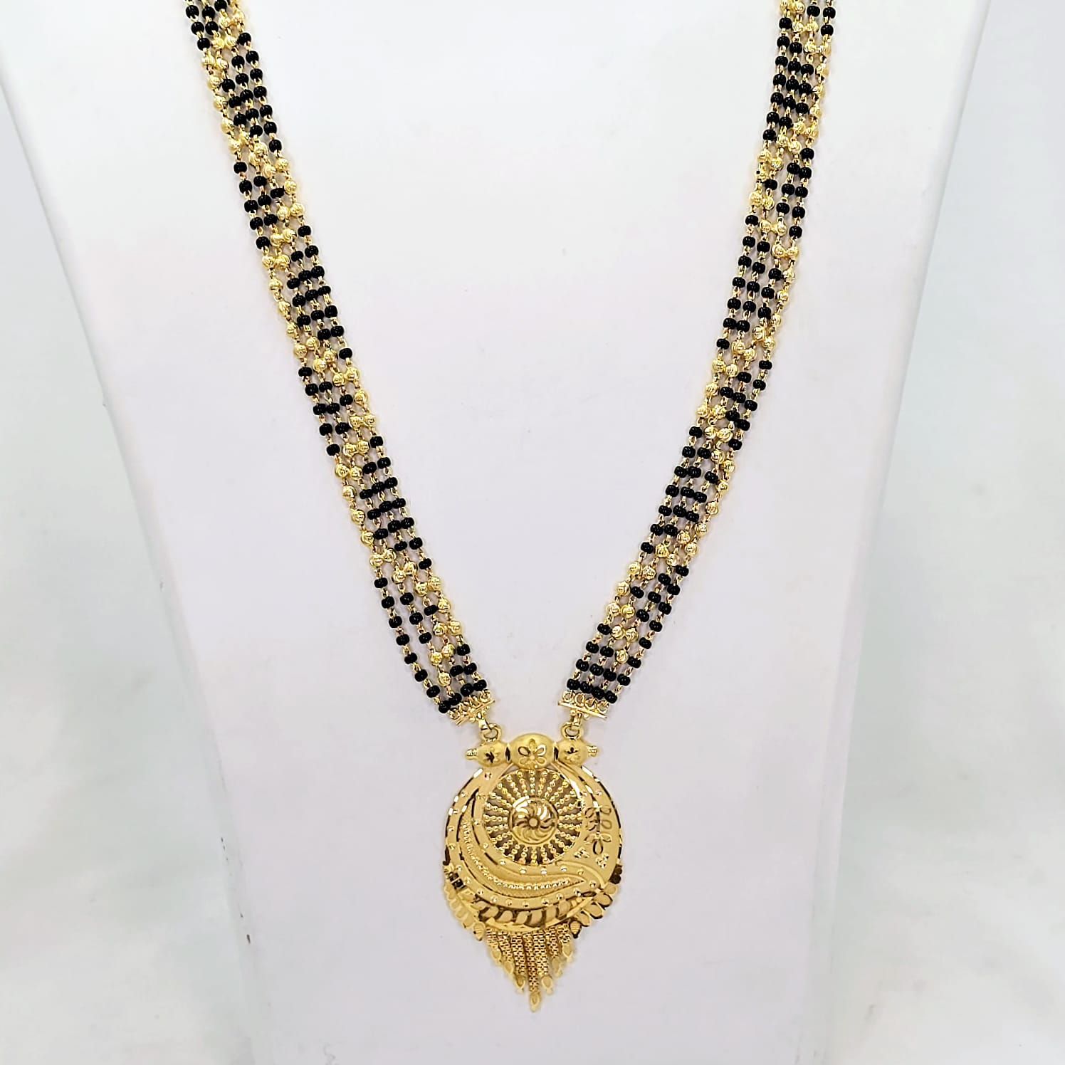 The Hasina Goldforming Mangalsutra