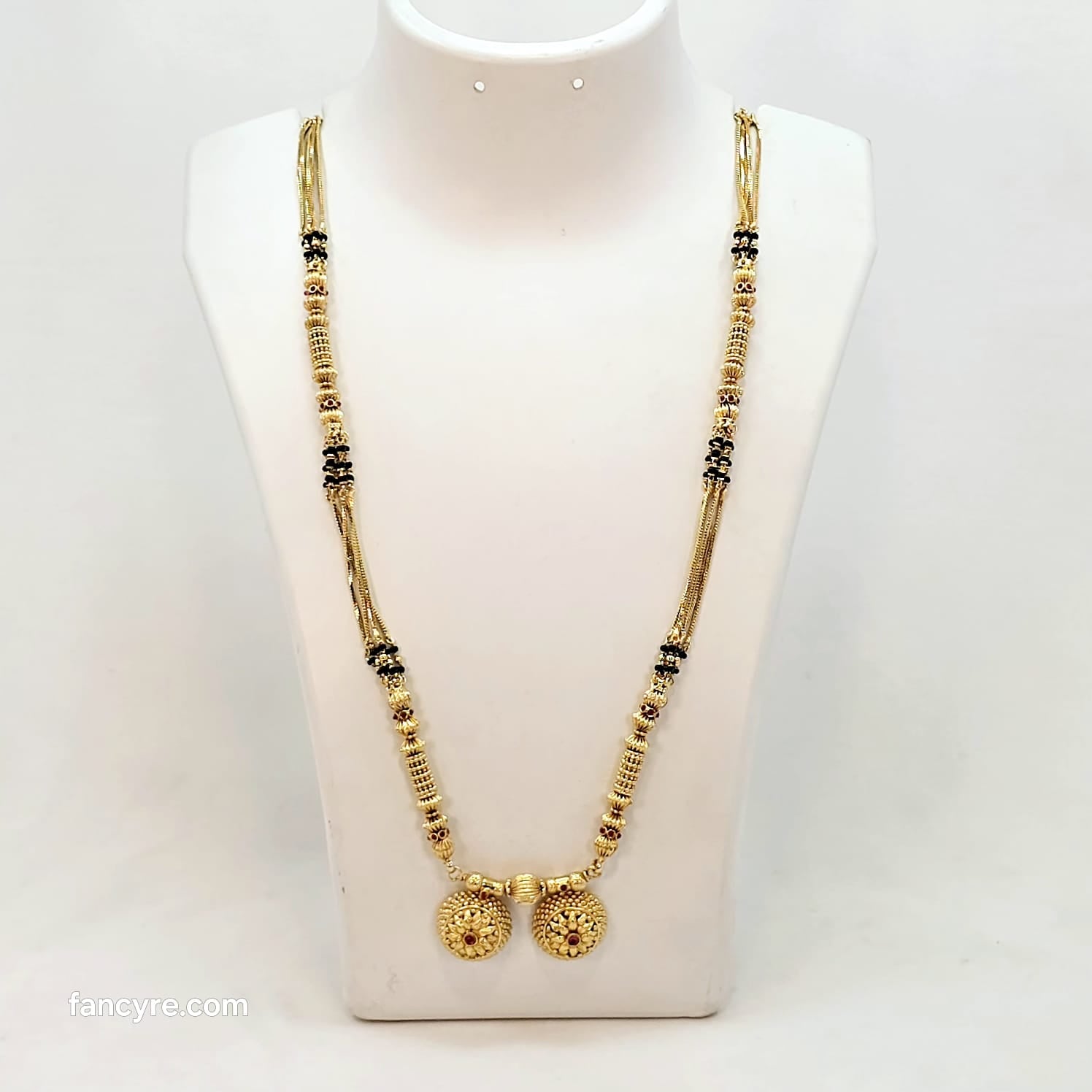 The Mallika Antique Goldforming Mangalsutra