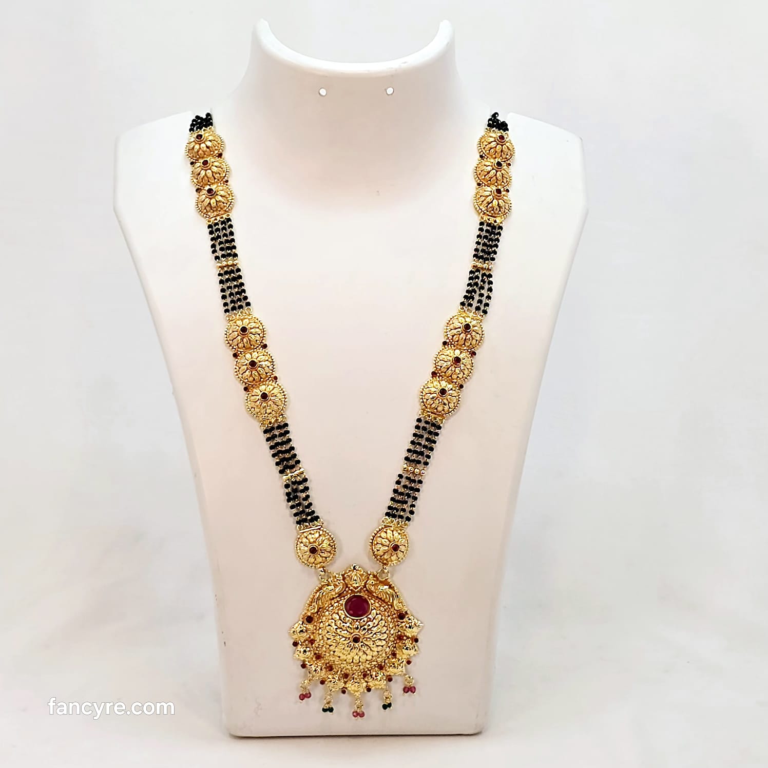 The Kishori Antique Goldforming Mangalsutra