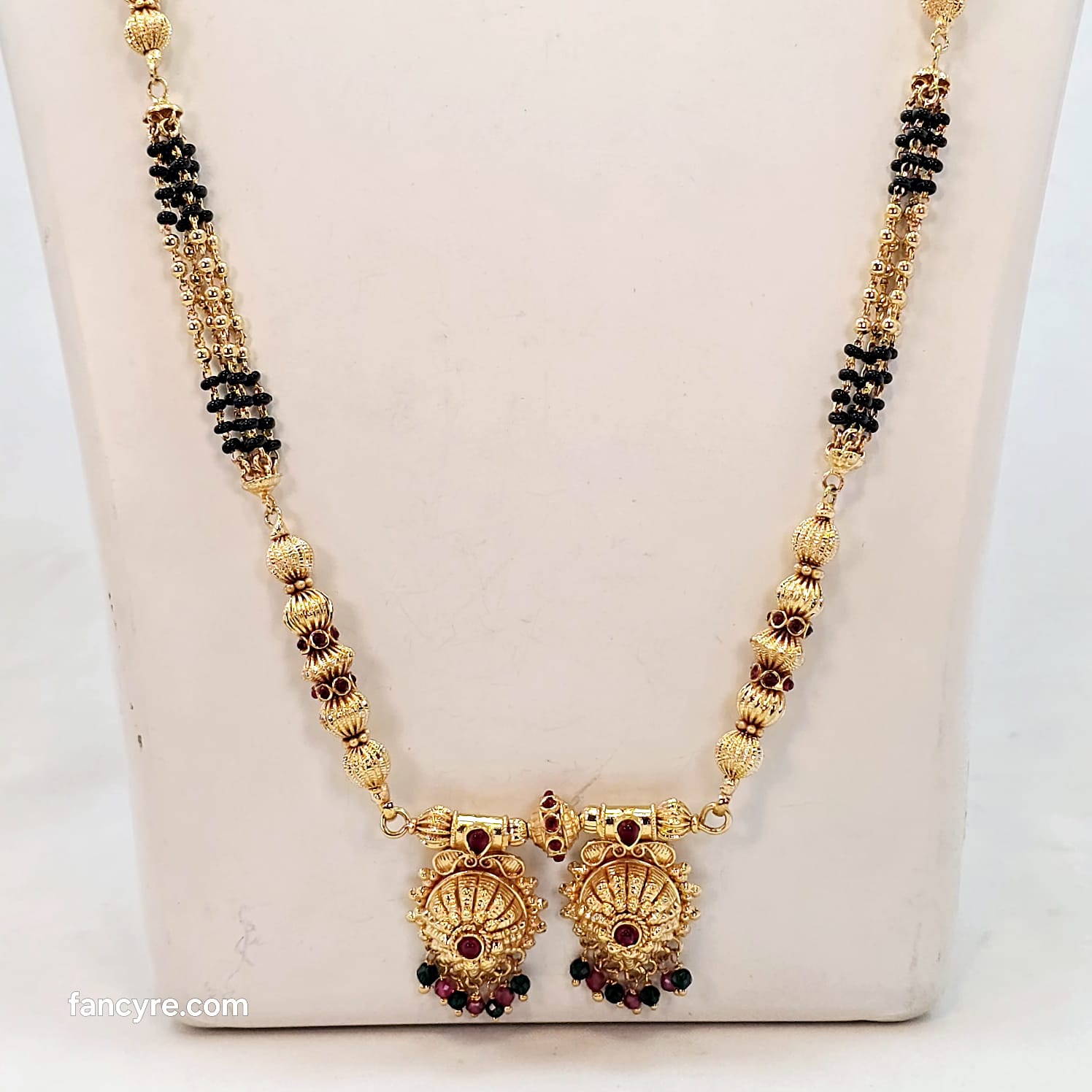 The Vasundhara Antique Goldforming Mangalsutra