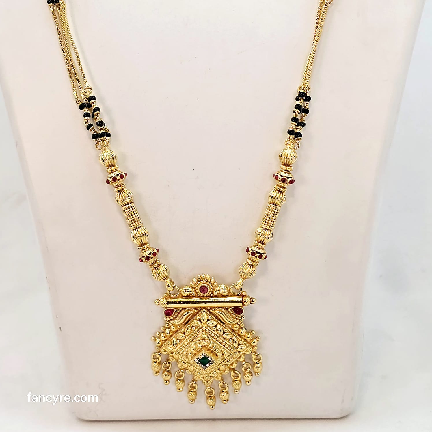 The Kanika Antique Goldforming Mangalsutra
