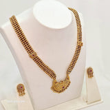 The Yutika Antique Goldforming Necklace