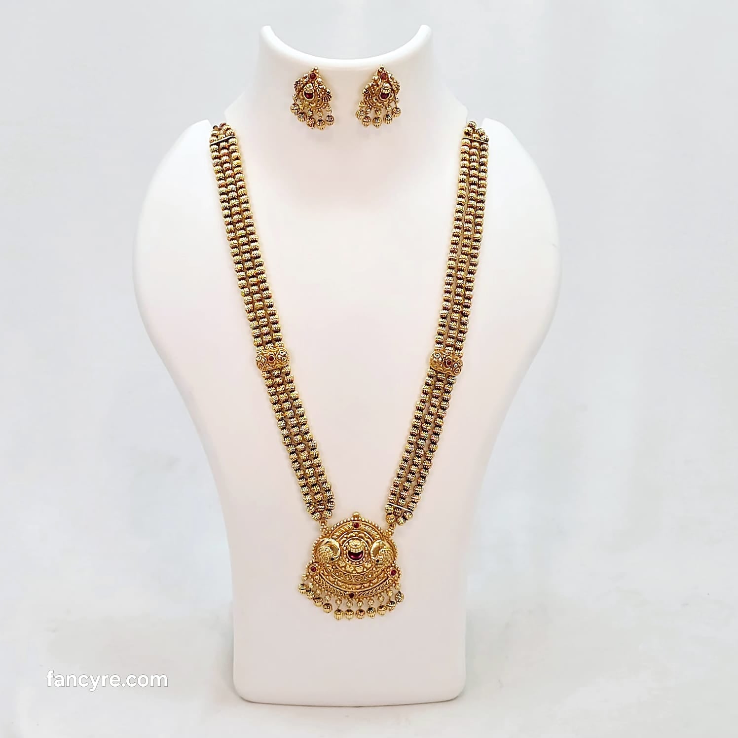 The Tithira Antique Goldforming Necklace