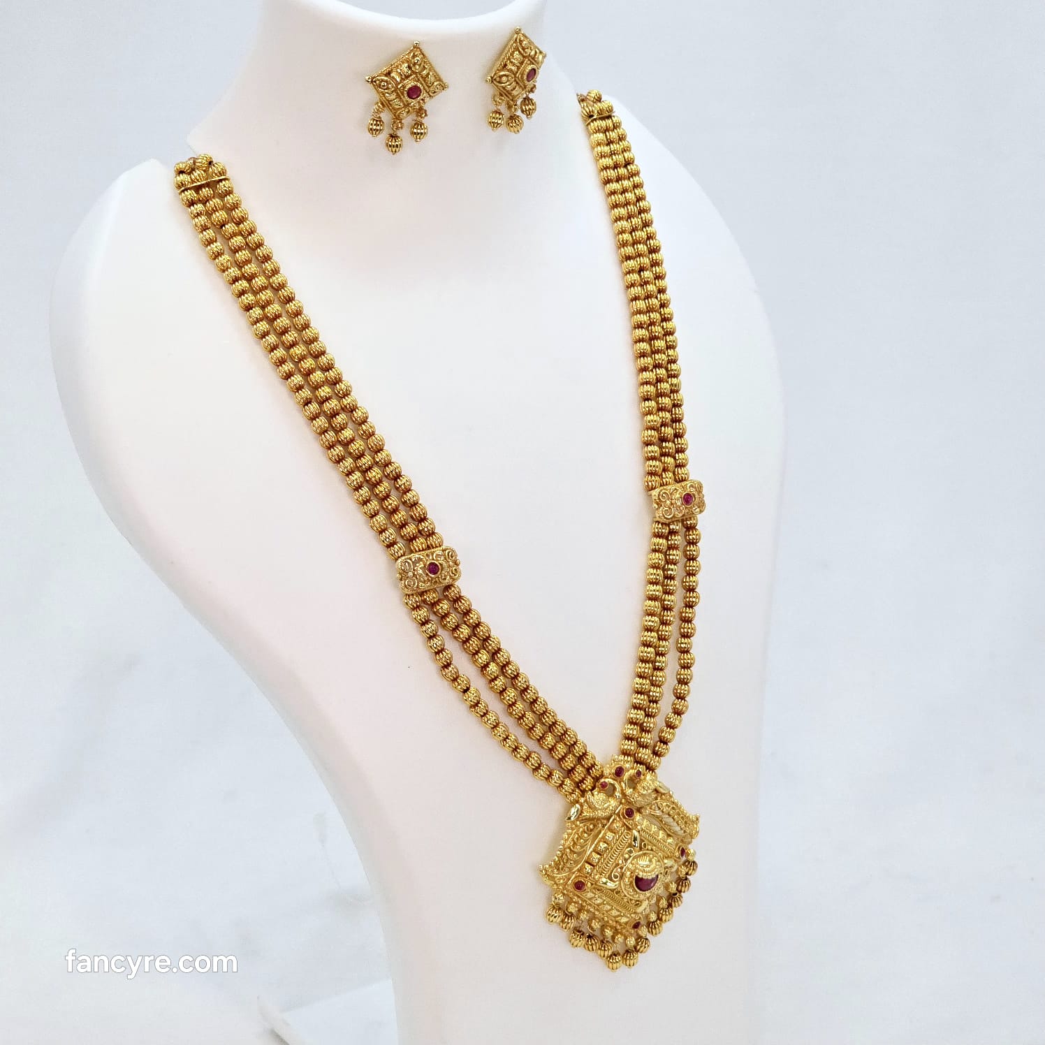 The Vinita Antique Goldforming Necklace