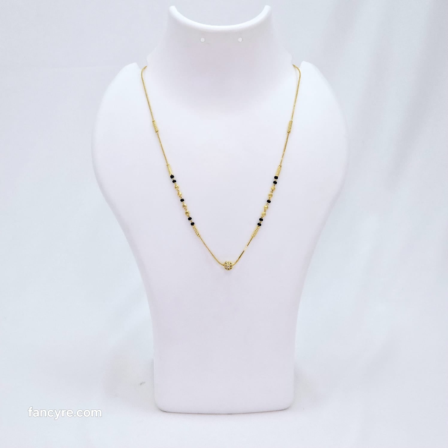 The Sangini Goldforming Mini Mangalsutra