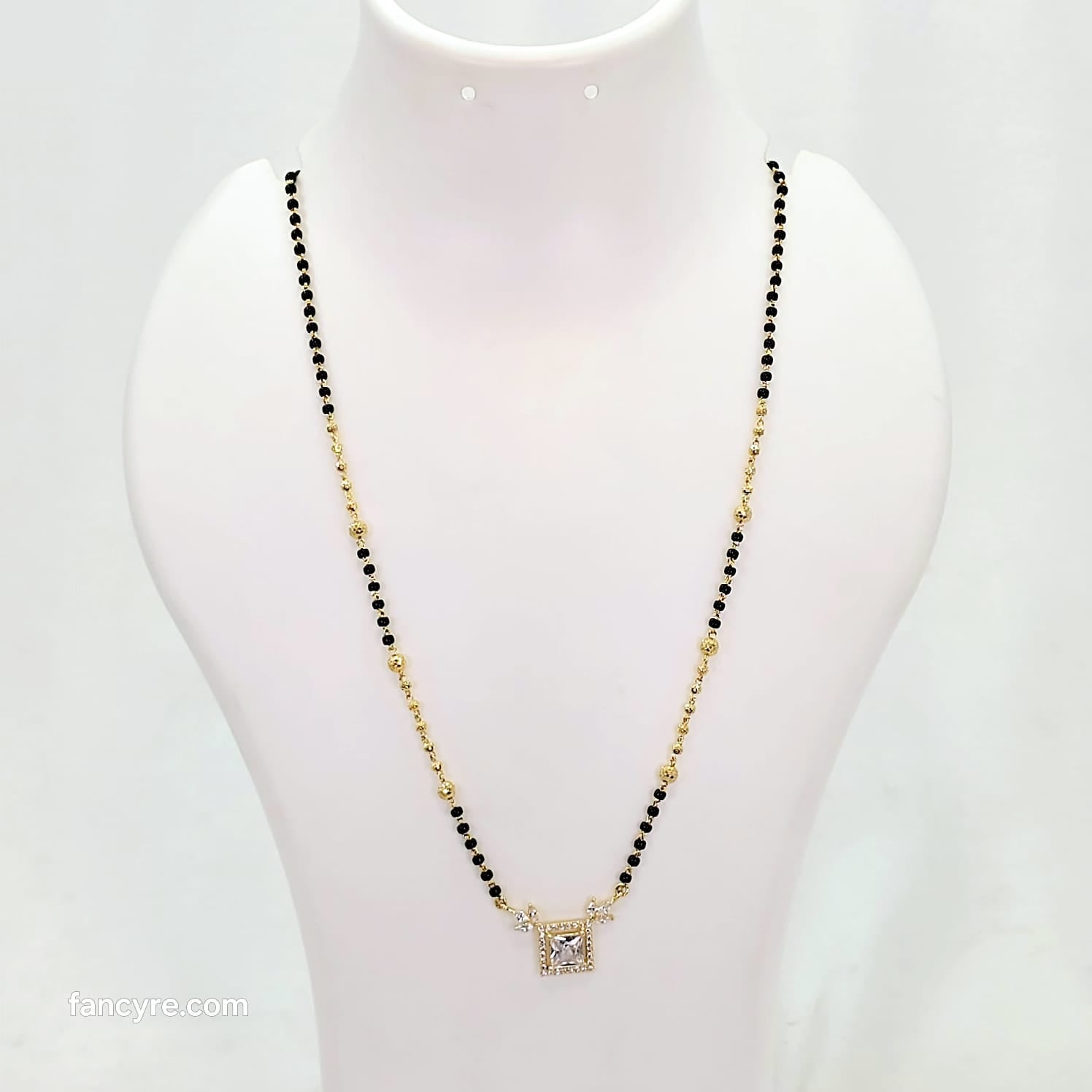 The Shaili Goldforming Mini Mangalsutra