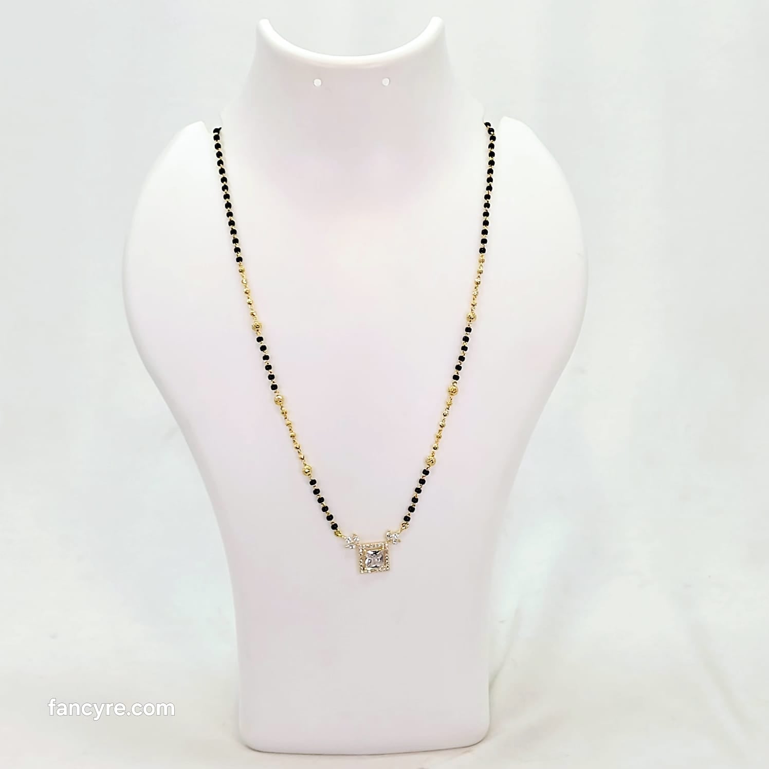 The Shaili Goldforming Mini Mangalsutra