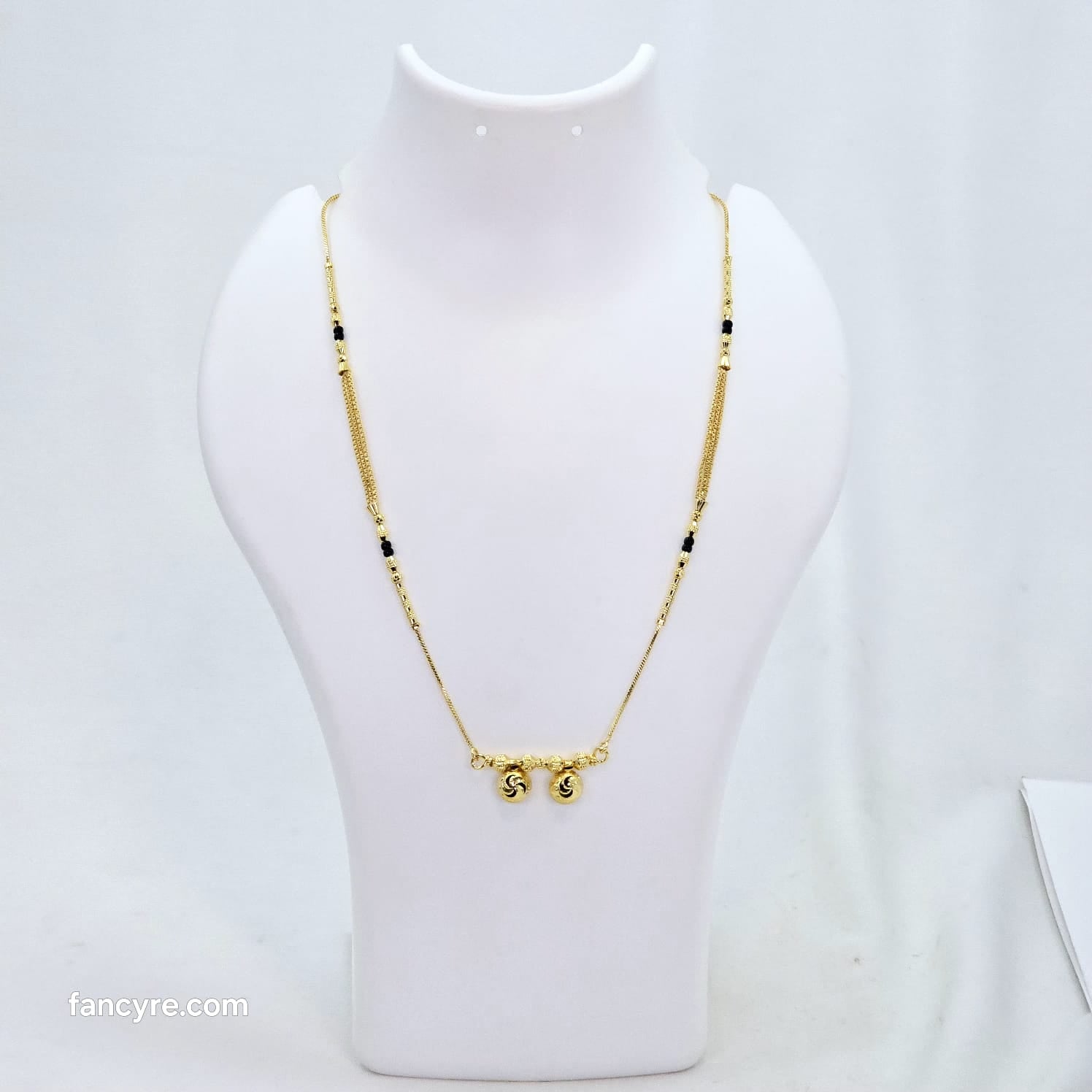 The Vama Goldforming Mini Mangalsutra