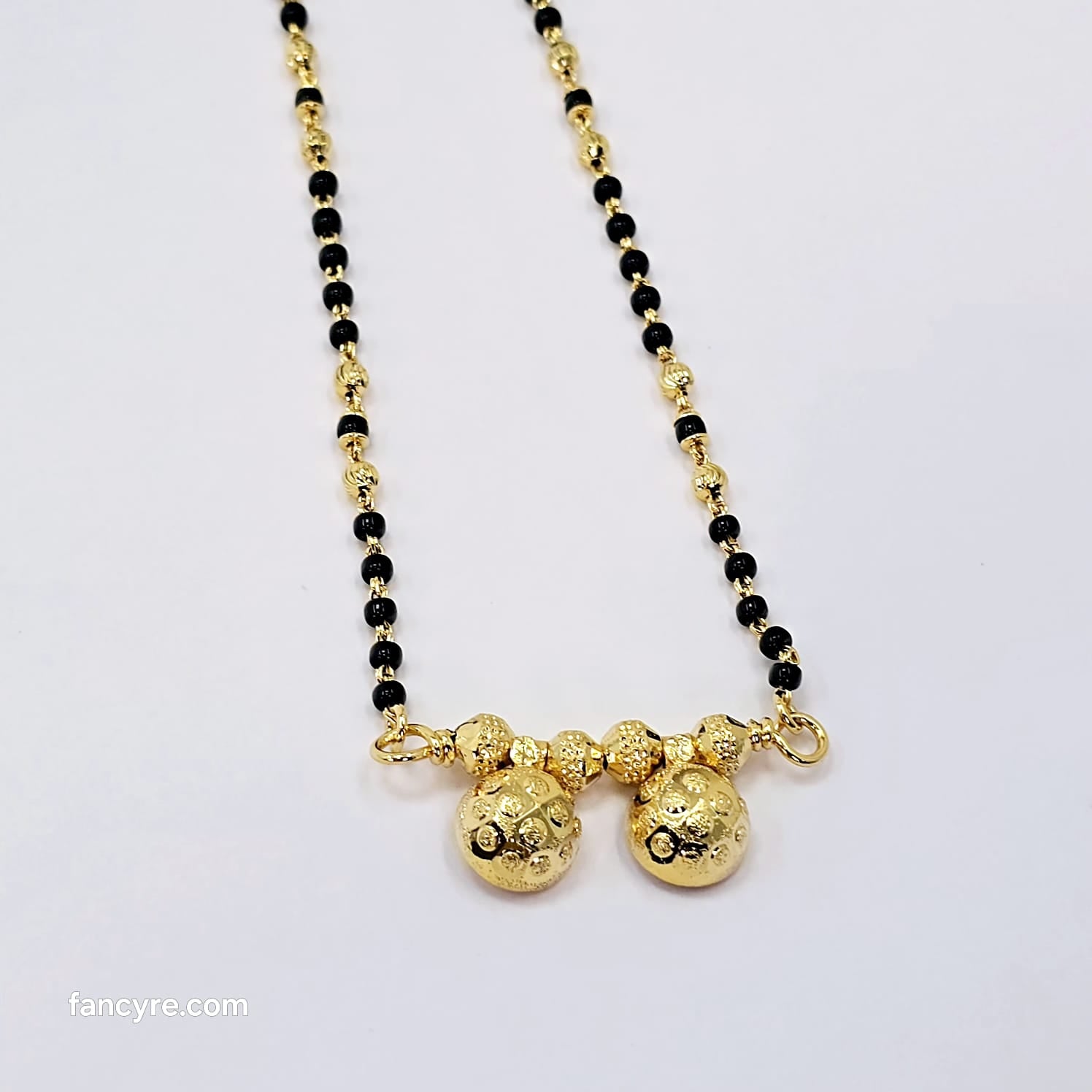The Rekha Goldforming Mini Mangalsutra