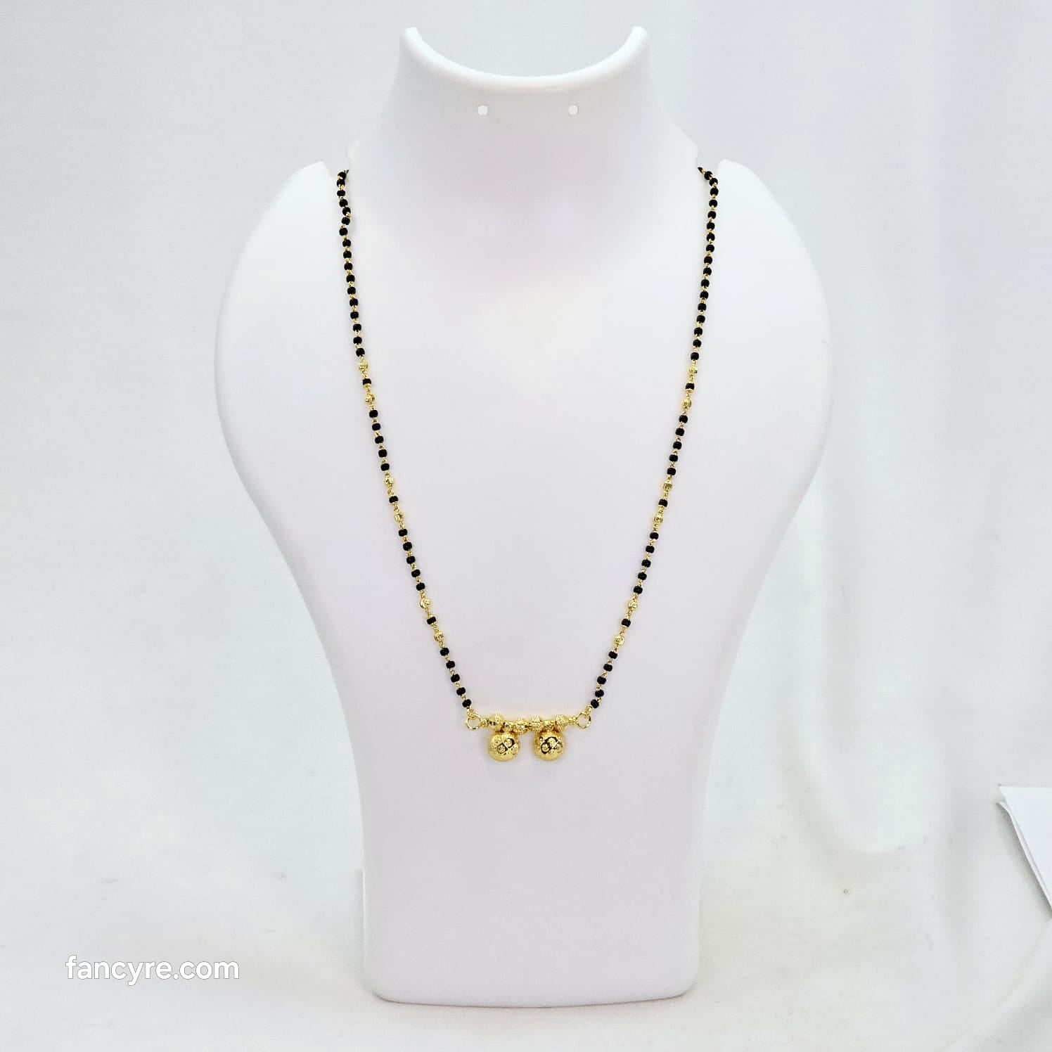 The Rekha Goldforming Mini Mangalsutra