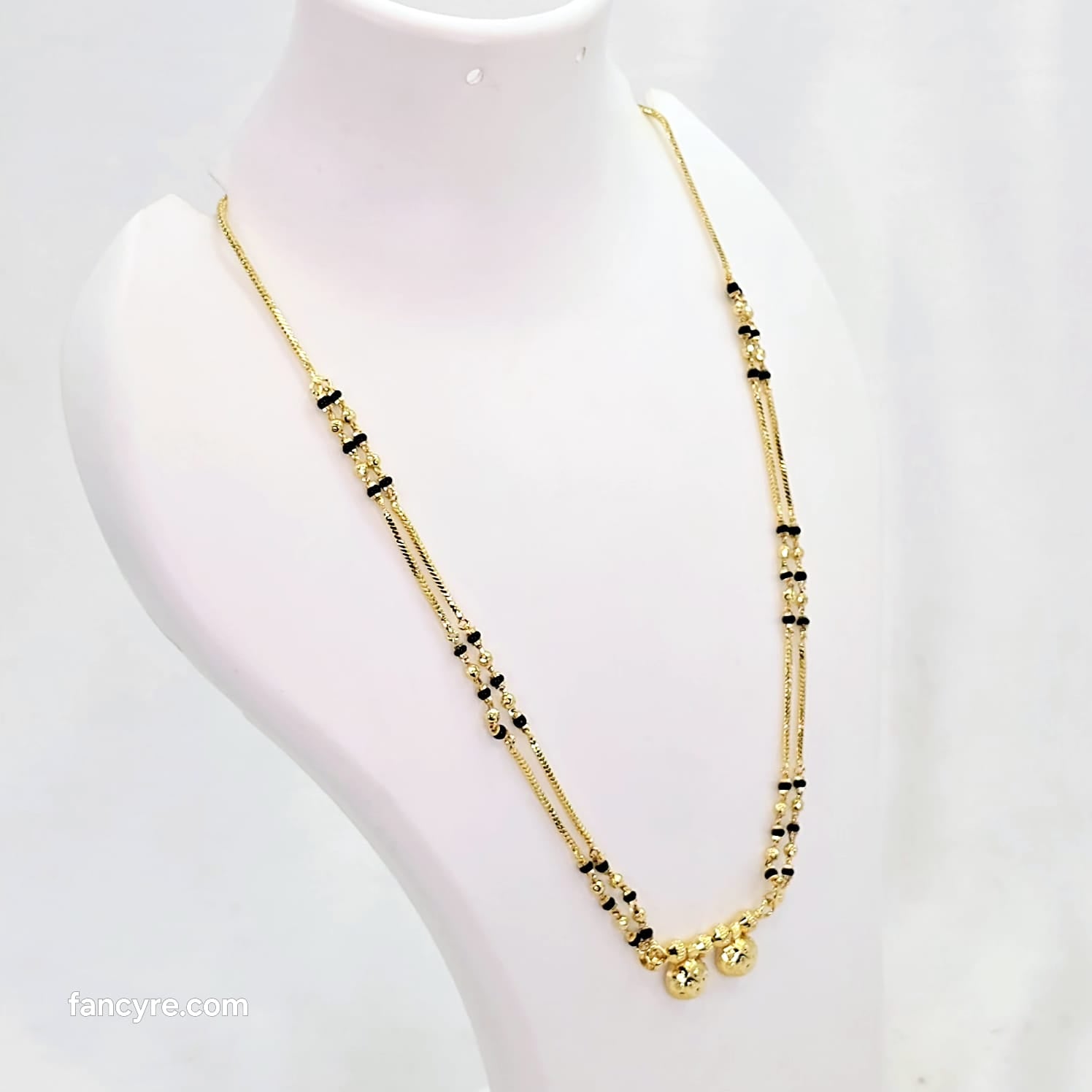 The Sai Goldforming Mini Mangalsutra