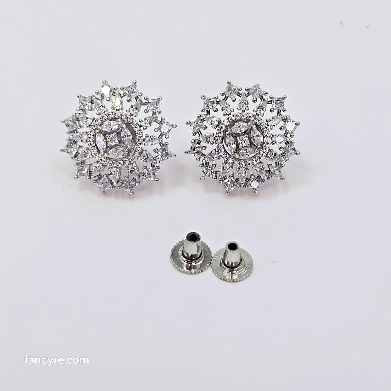 The Iqra Whitegold A.D Earring