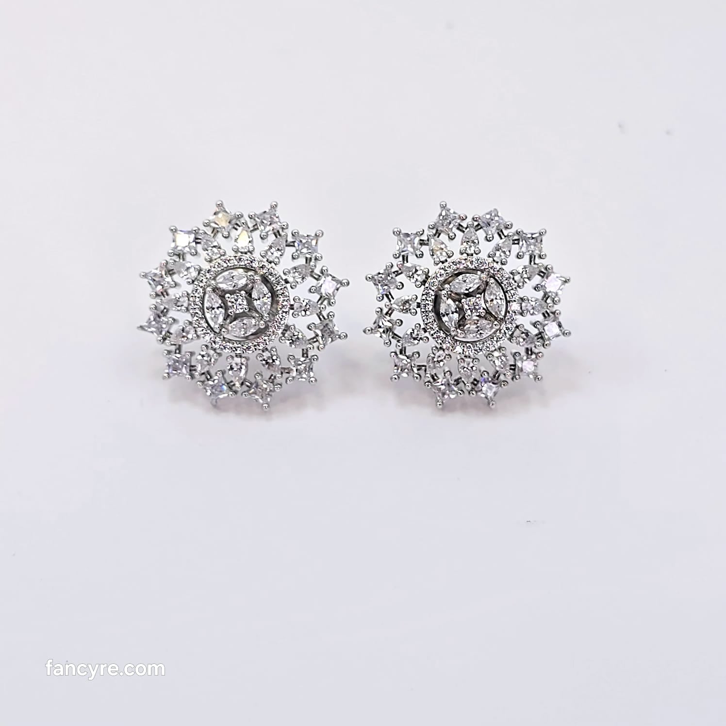 The Iqra Whitegold A.D Earring