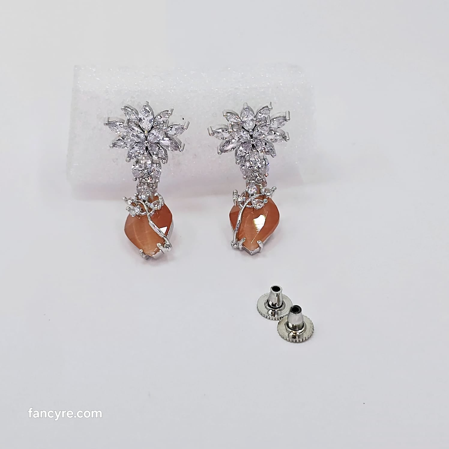 The Humera Whitegold A.D Earring