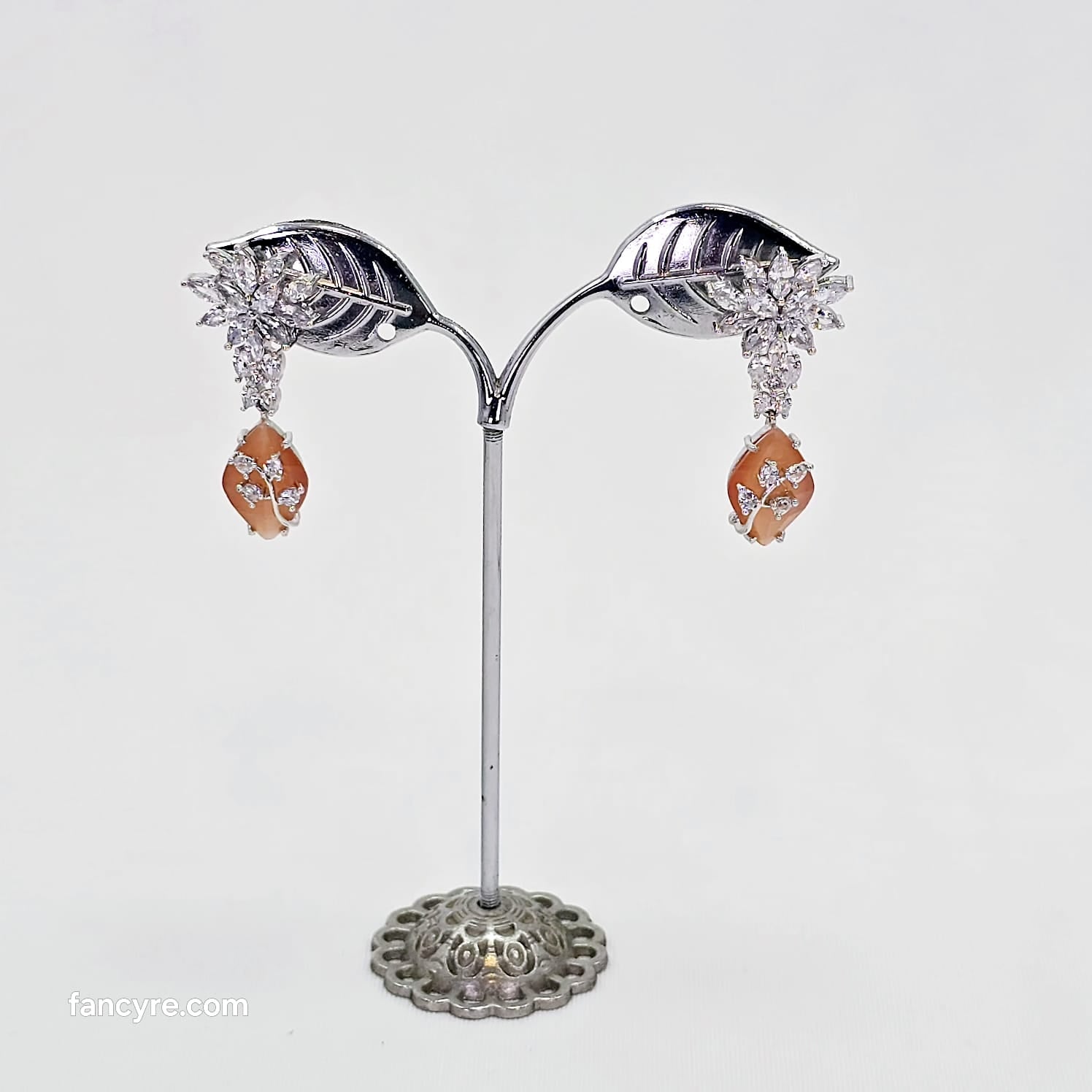 The Humera Whitegold A.D Earring