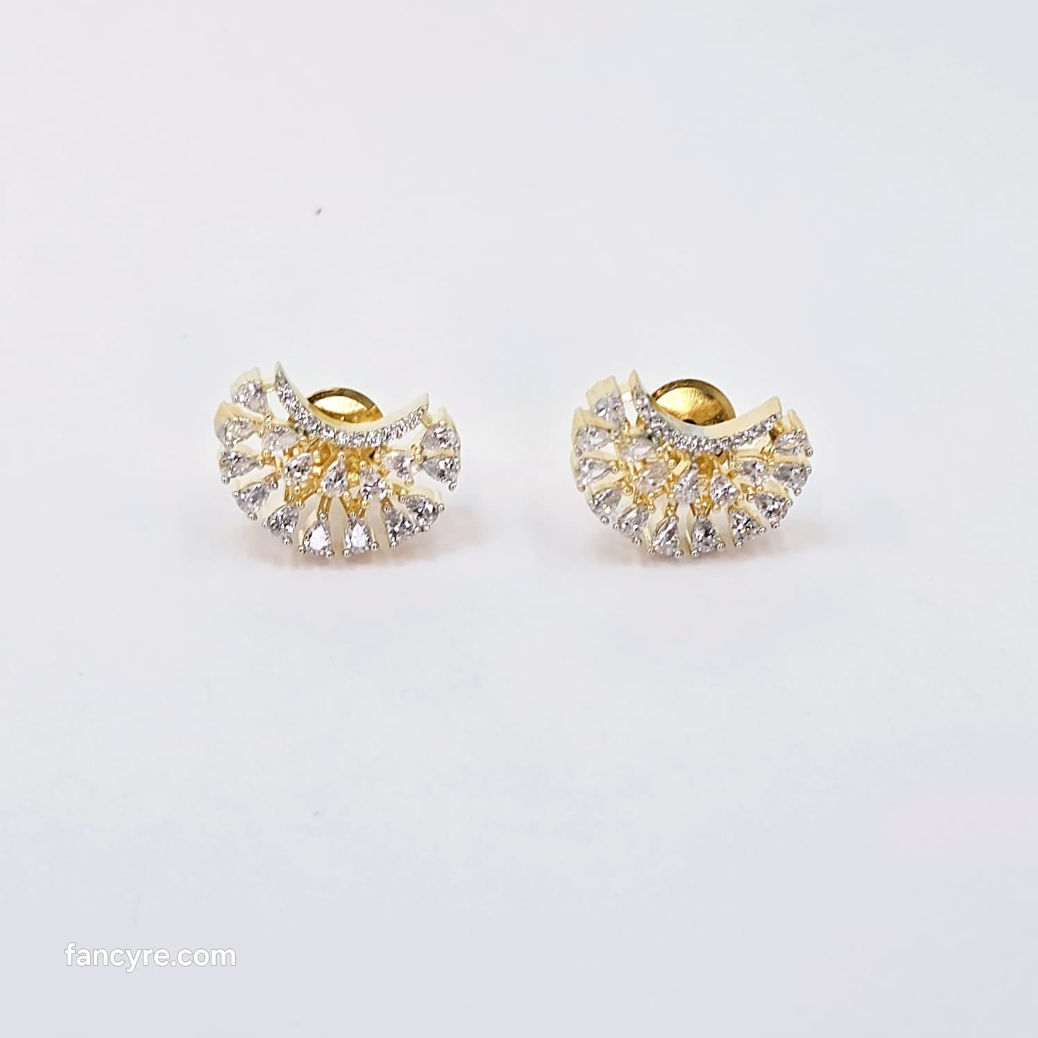 The Angely Yellowgold A.D Earring