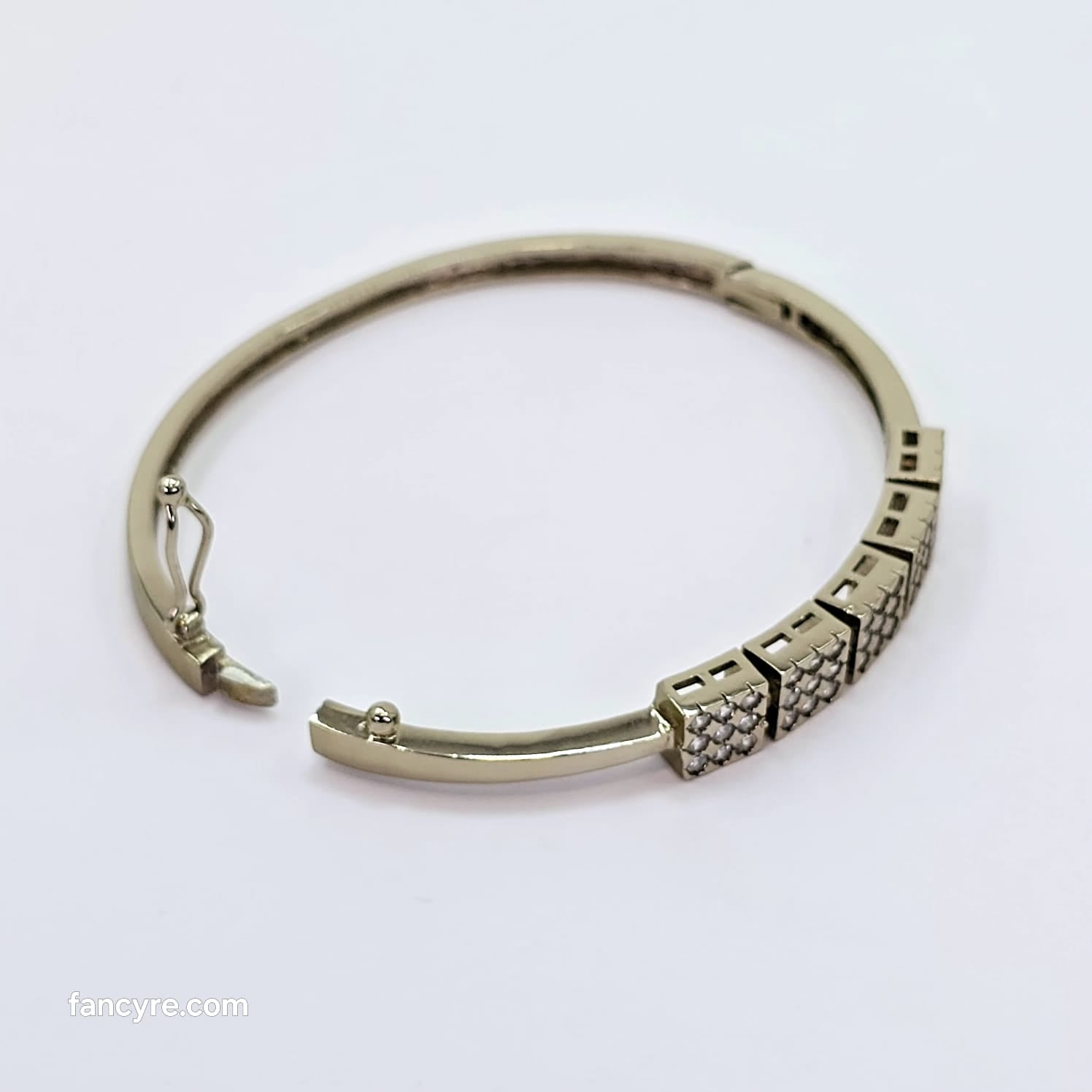 The Tinley Victorian Polish Bracelet