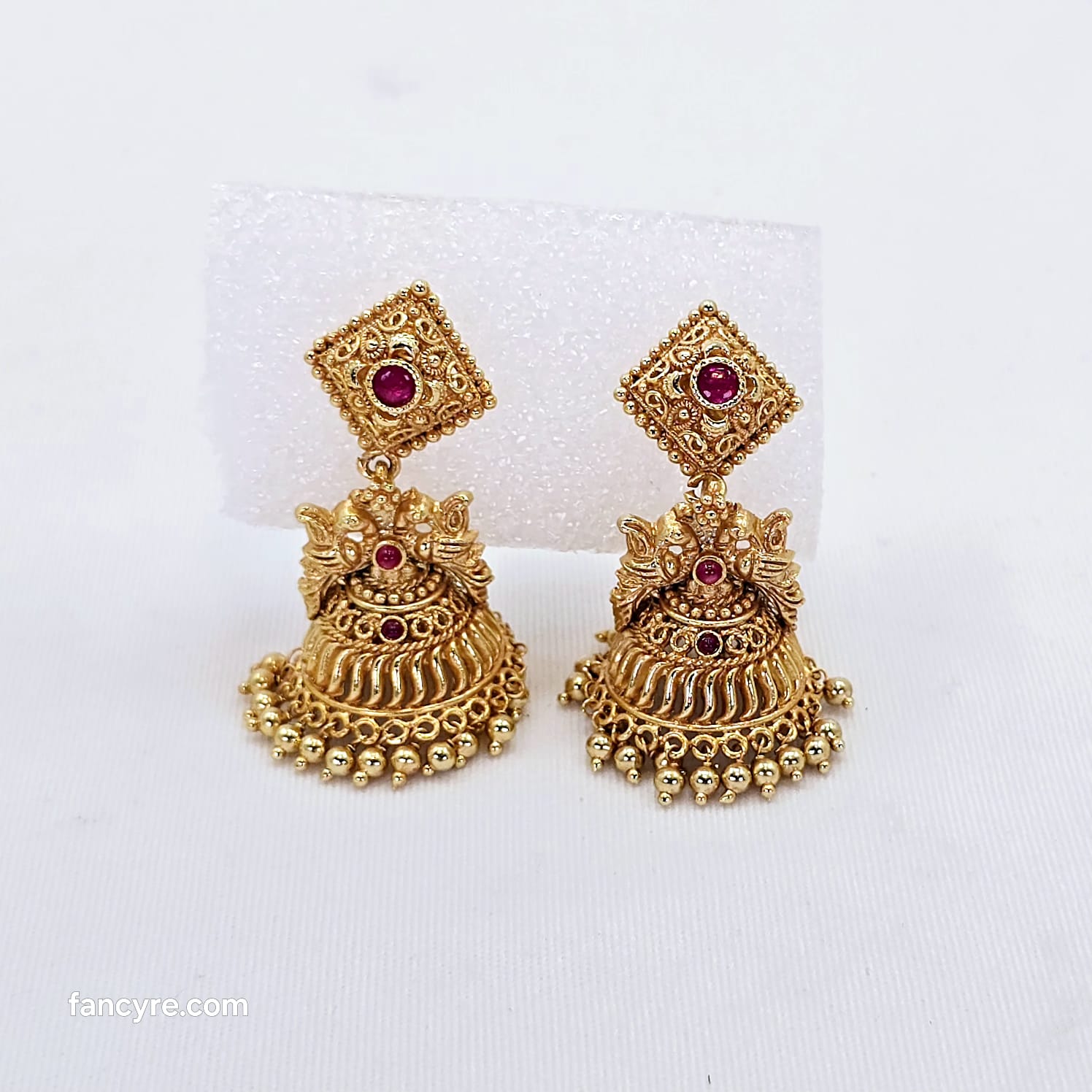 The Hetavi Antique Goldforming Earring