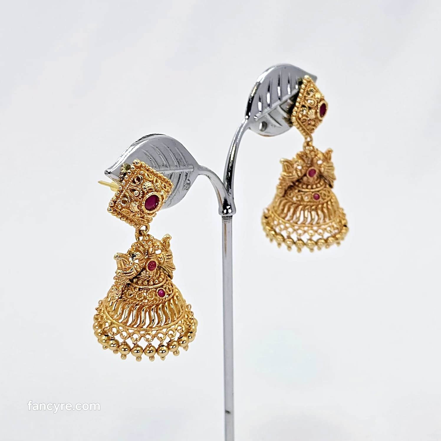 The Hetavi Antique Goldforming Earring