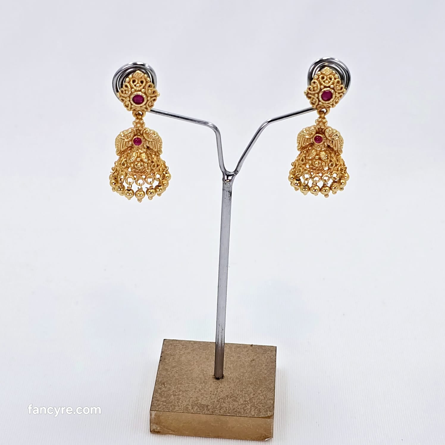 The Jasvi Antique Goldforming Earring