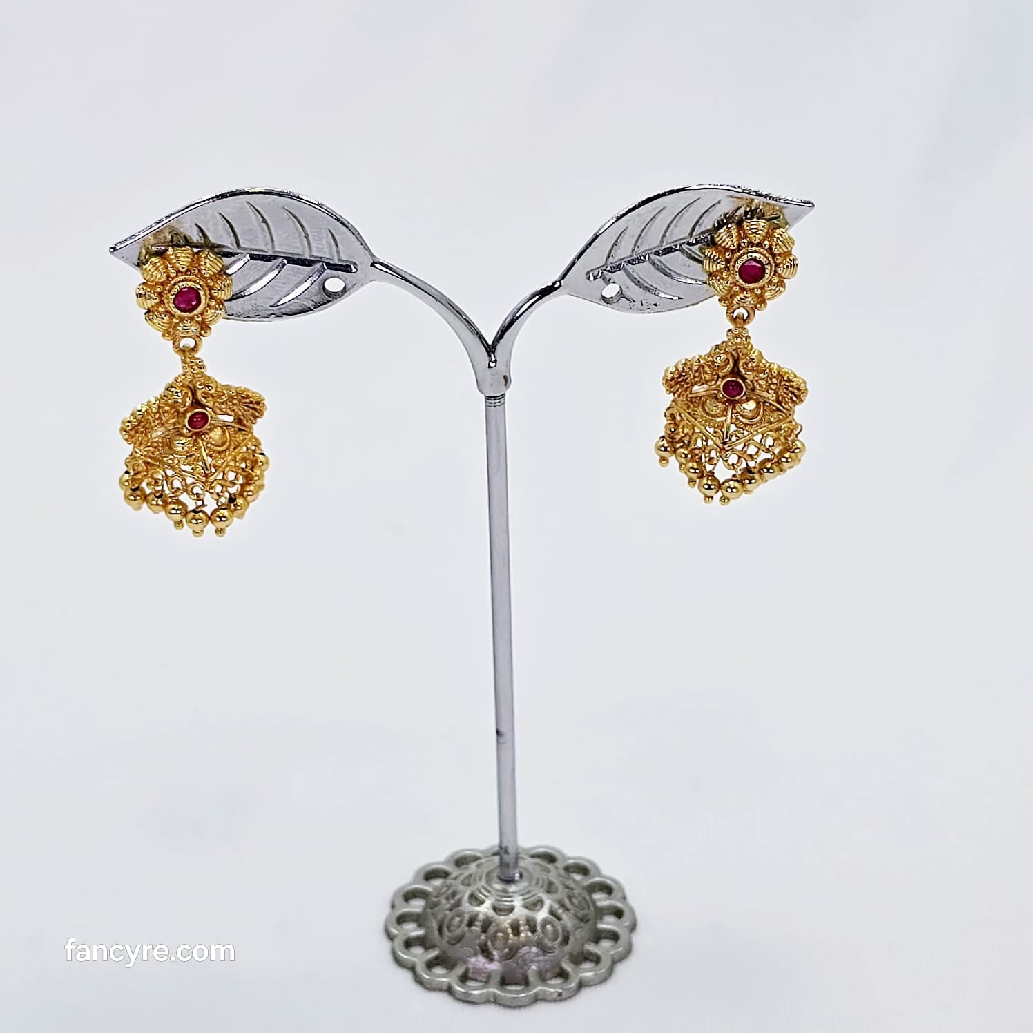 The Keya Antique Goldforming Earring