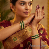 The Nilu Goldforming Bangle