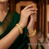 The Kirali Goldforming Bangle