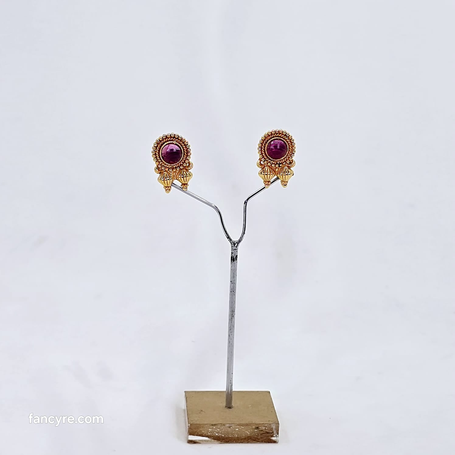 The Nishu Antique Goldforming Earring
