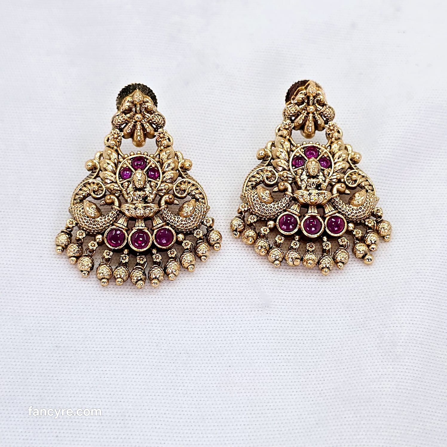 The Karina Kempu Earring