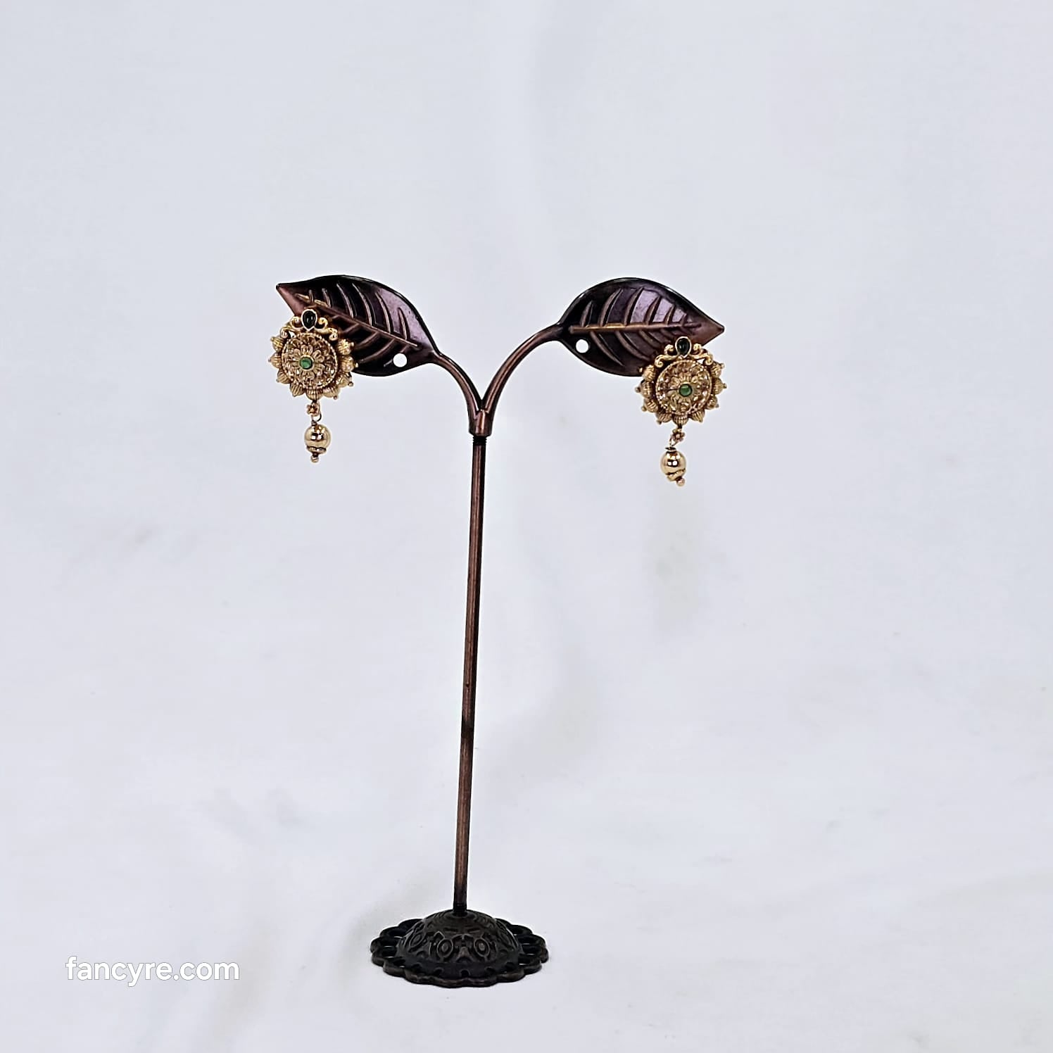 The Paro Kempu Earring