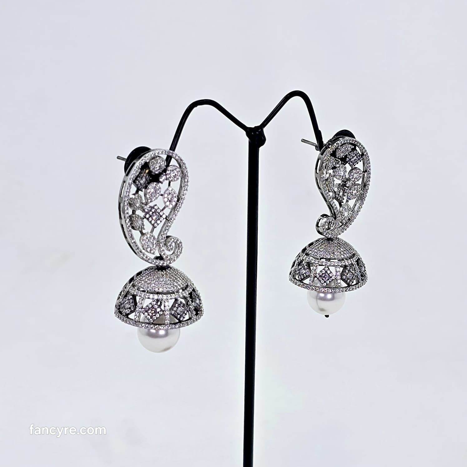 The Persi Blackgold A.D Earring