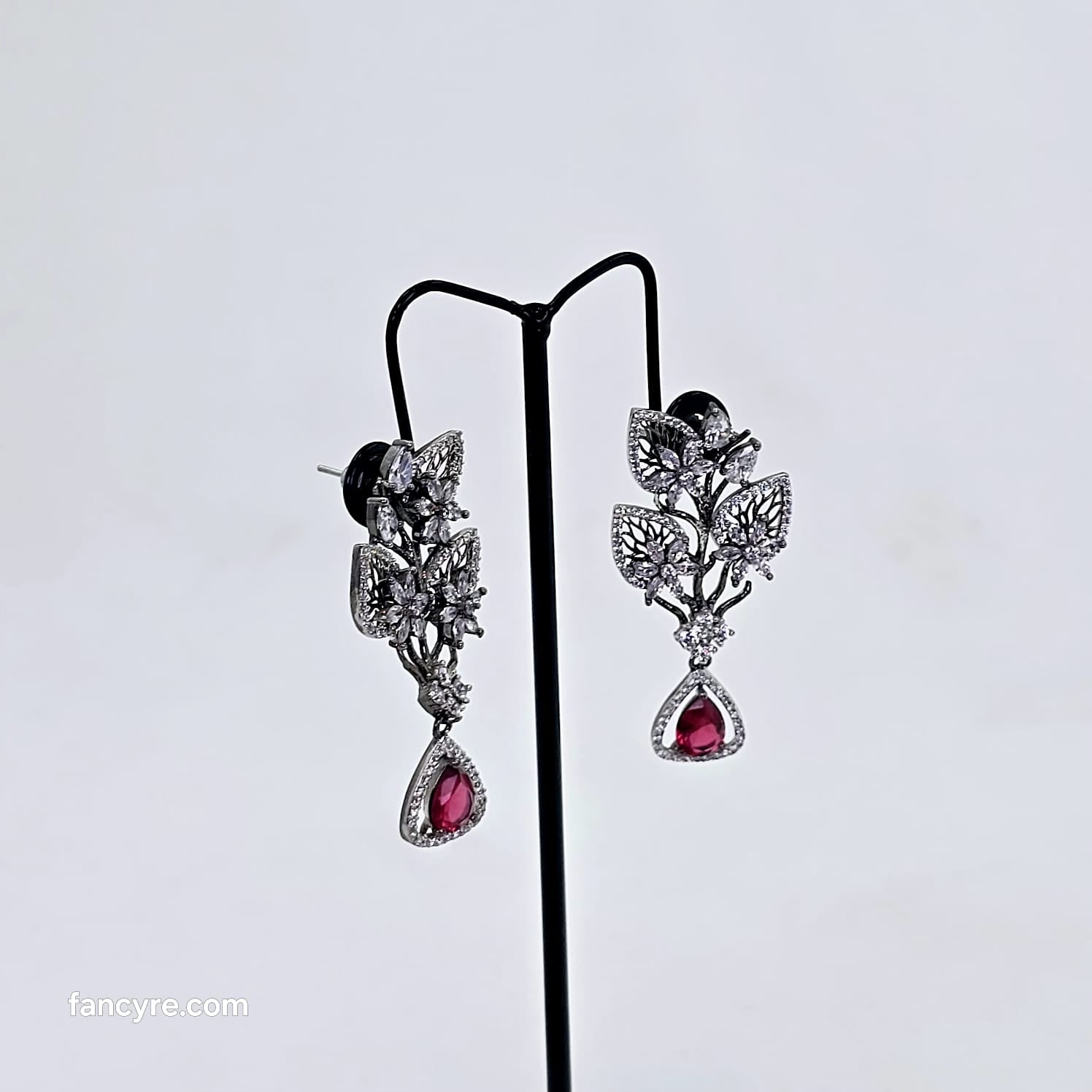 The Sian Blackgold A.D Earring