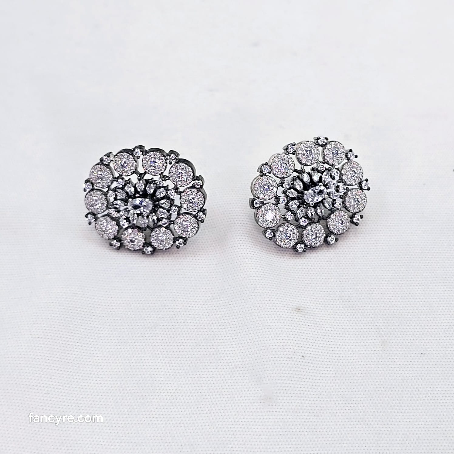 The Sable Blackgold A.D Earring