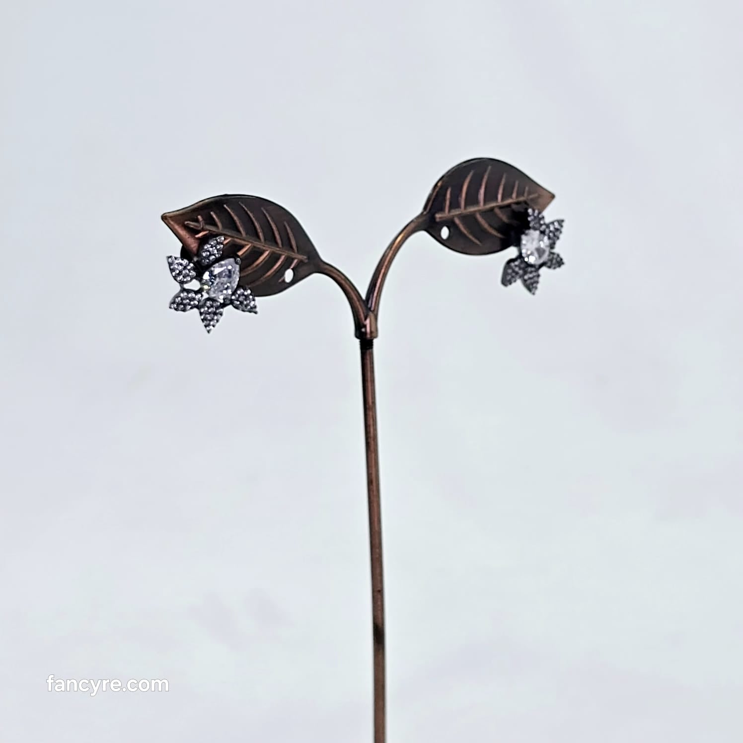 The Dora Blackgold A.D Earring