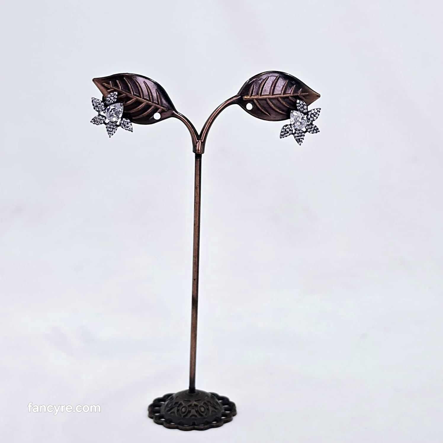 The Dora Blackgold A.D Earring