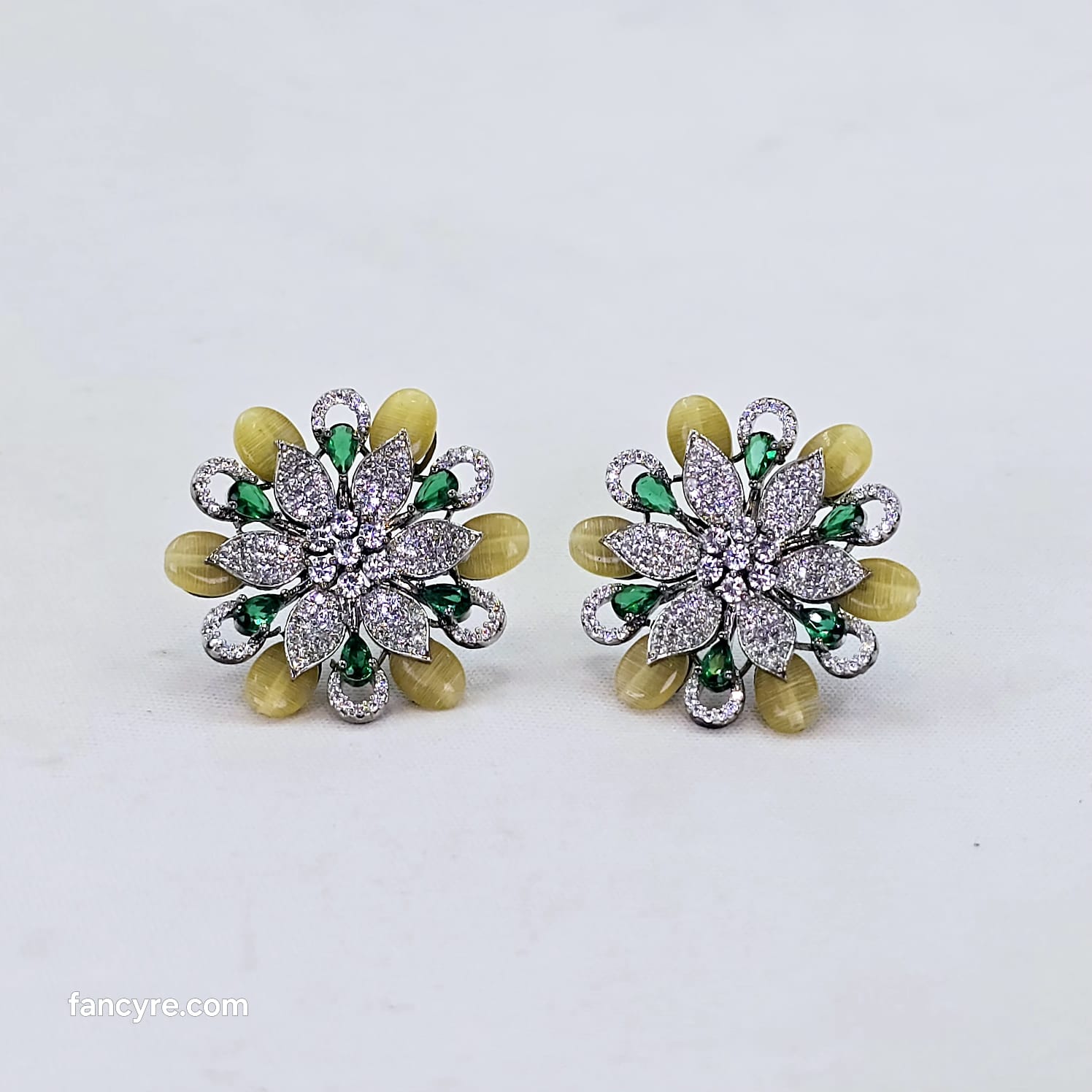 The Elly Blackgold A.D Earring